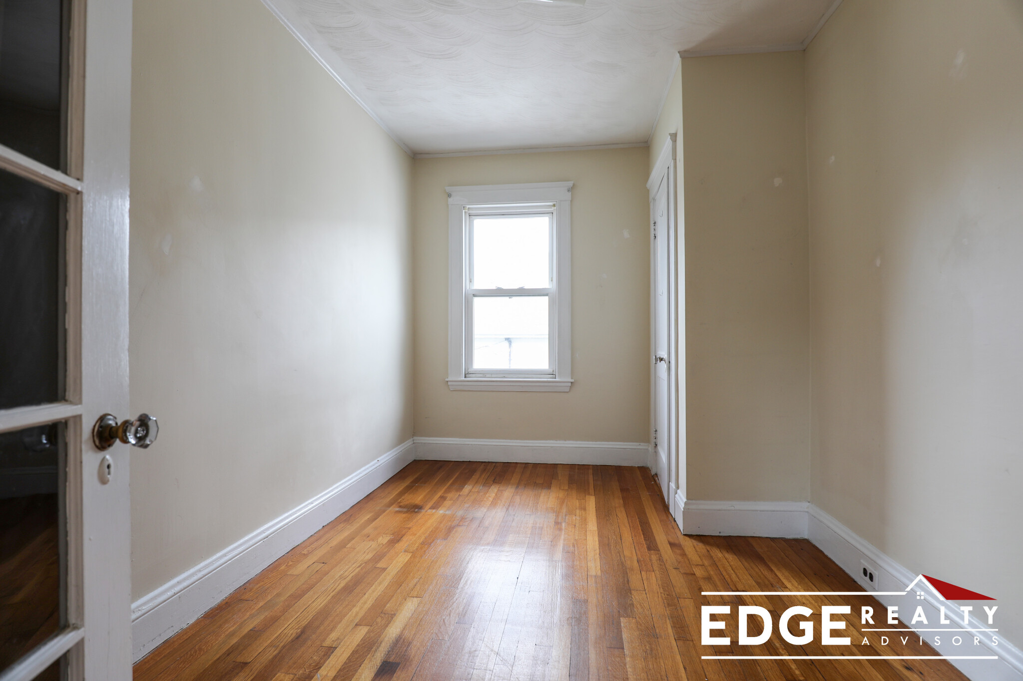 3 bed, 1.5 bath apartment for rent at 292 Foster St Unit 2, Brighton — photo 9 of 14