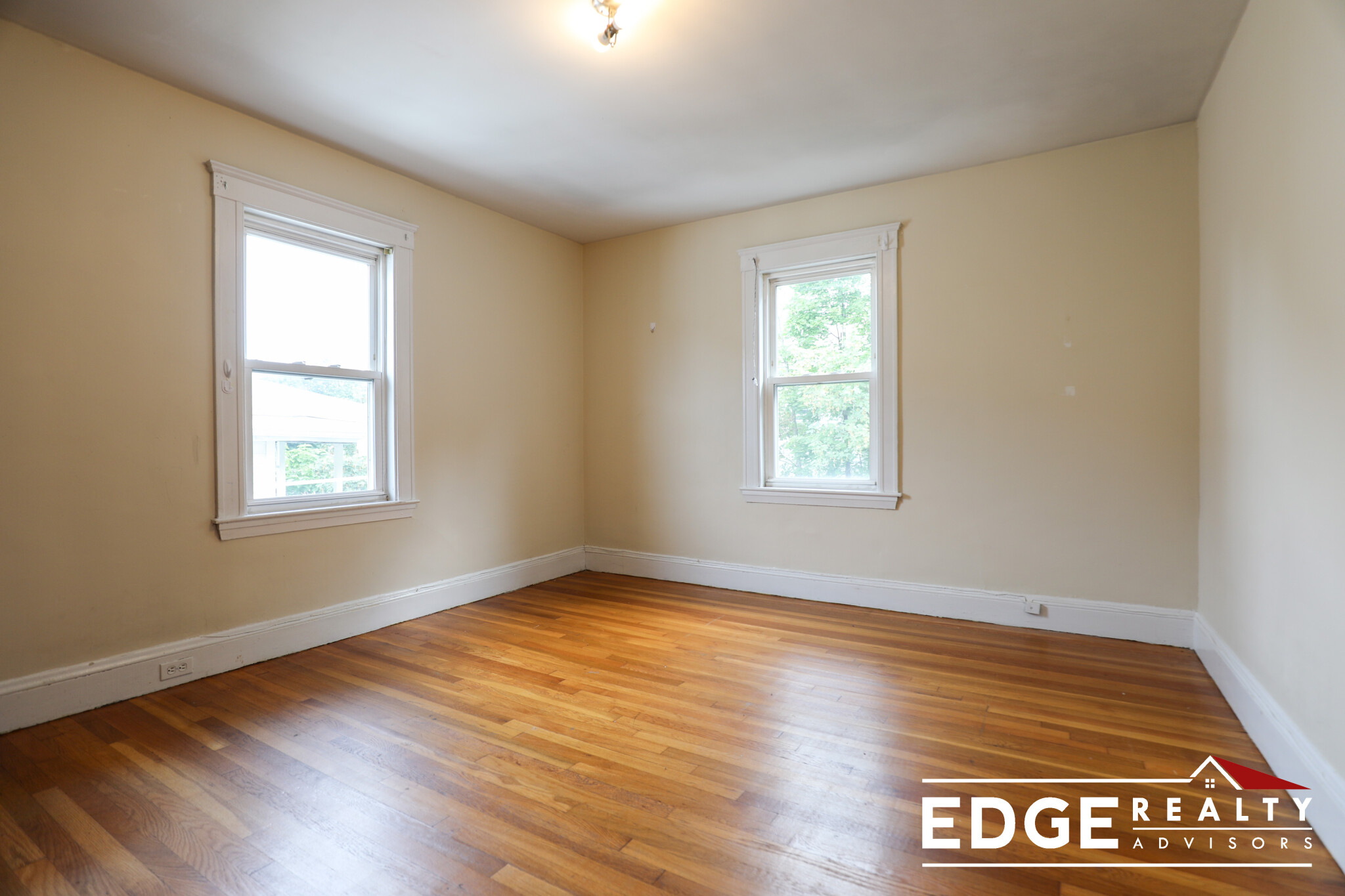 3 bed, 1.5 bath apartment for rent at 292 Foster St Unit 2, Brighton — photo 11 of 14