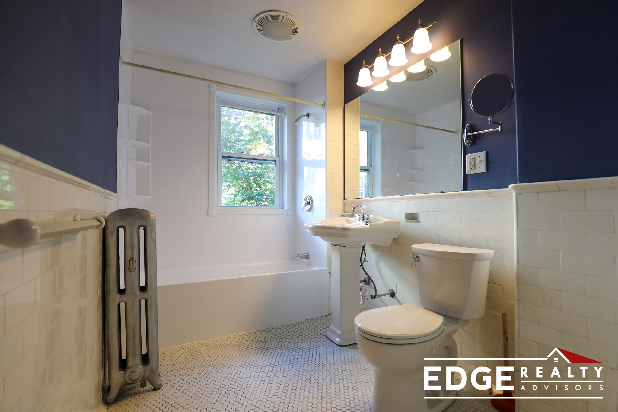 3 bed, 1 bath apartment for rent at 47 Park Ave Ext Unit 1, Arlington — photo 18 of 20