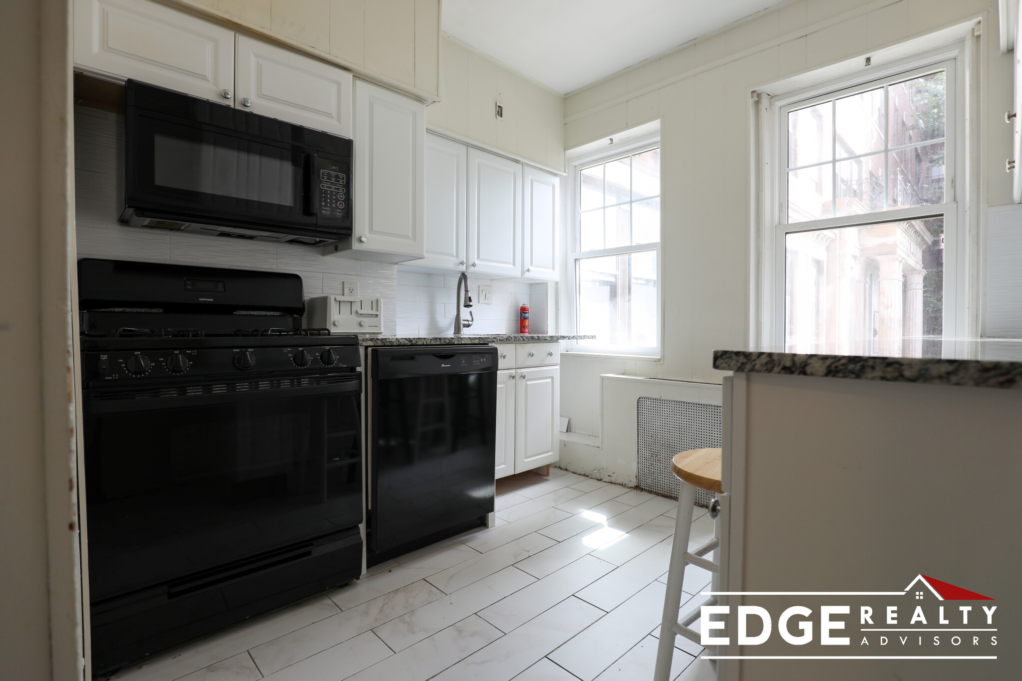 2003 Commonwealth Ave, Brighton