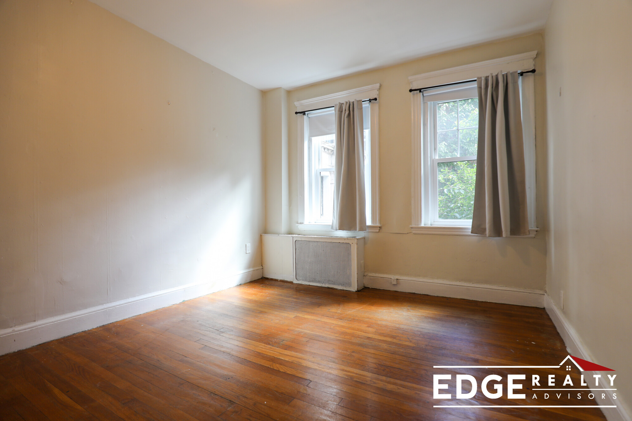 2003 Commonwealth Ave, Brighton