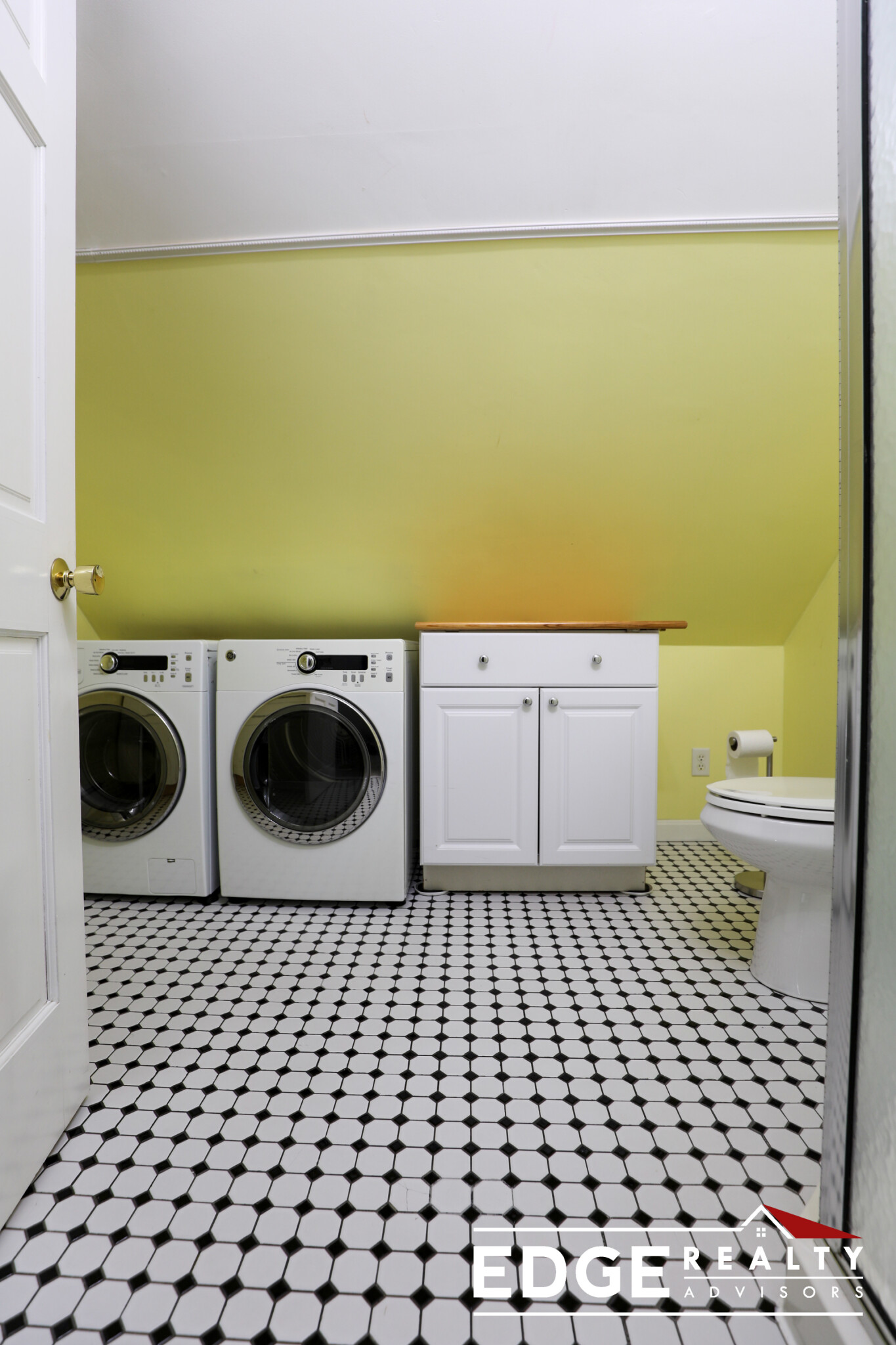 17 Champney St, Brighton