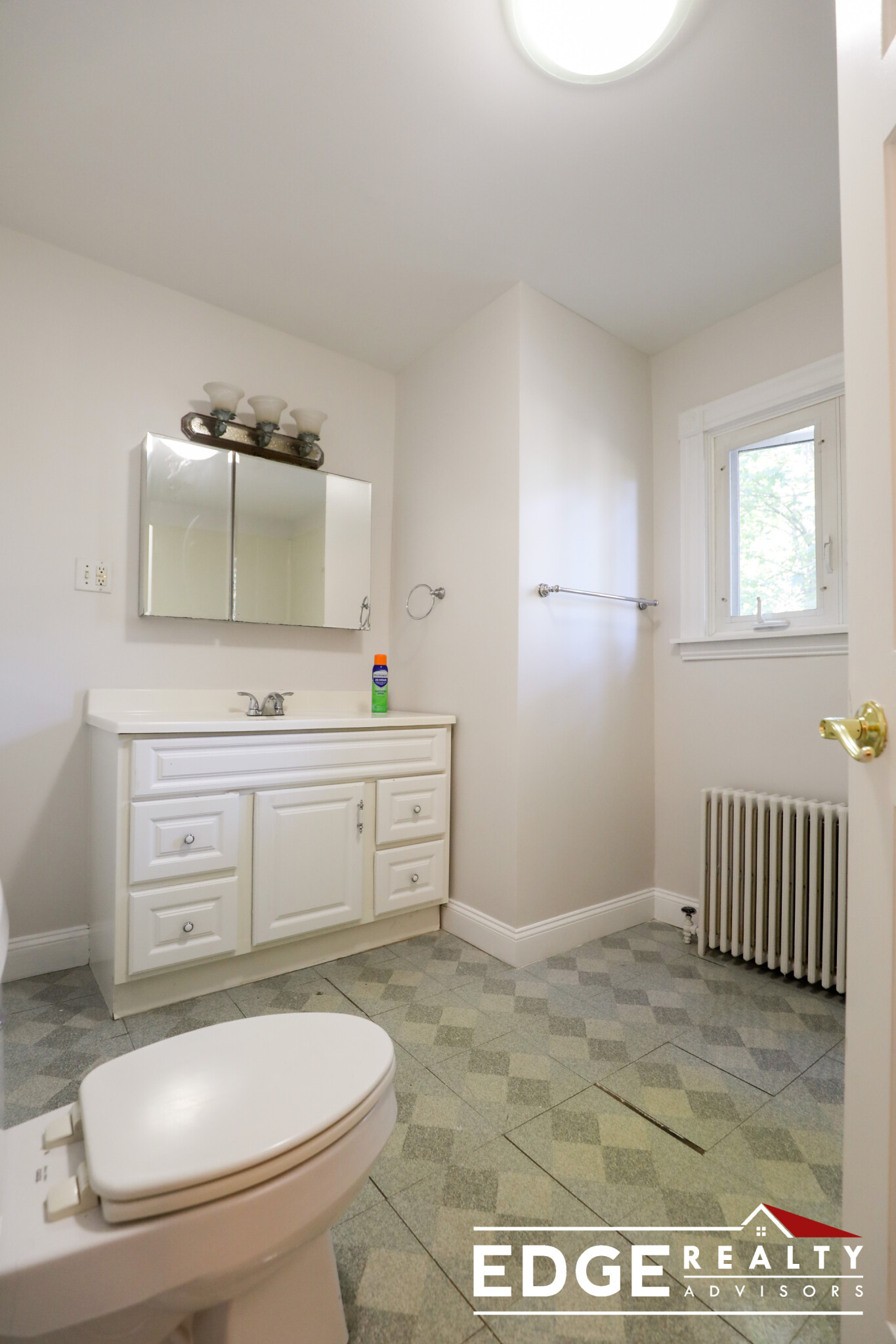 62 Ridgemont St, Allston