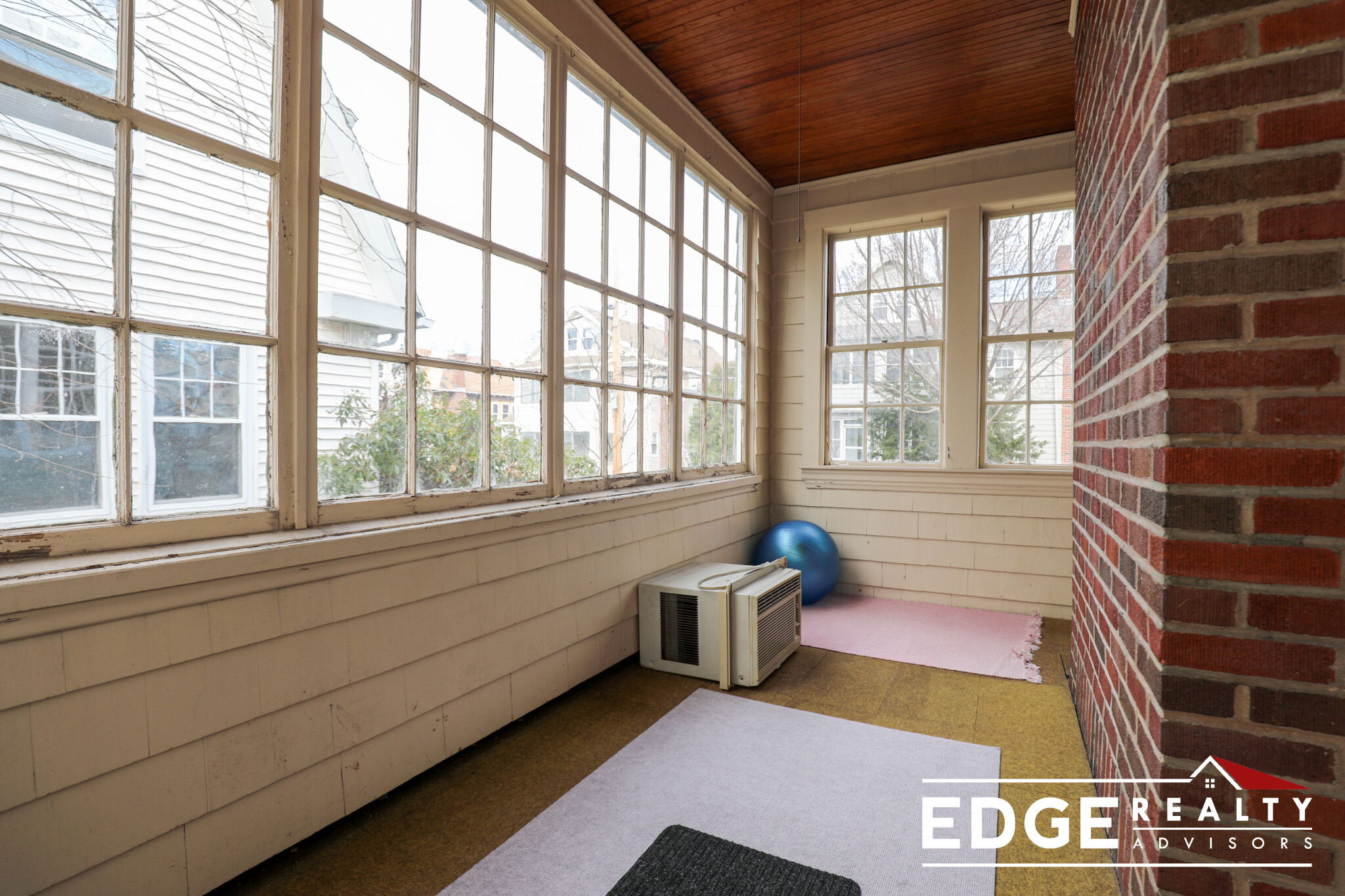 2 bed, 1 bath apartment for rent at 31 Benjamin Rd, Belmont — photo 7 of 15