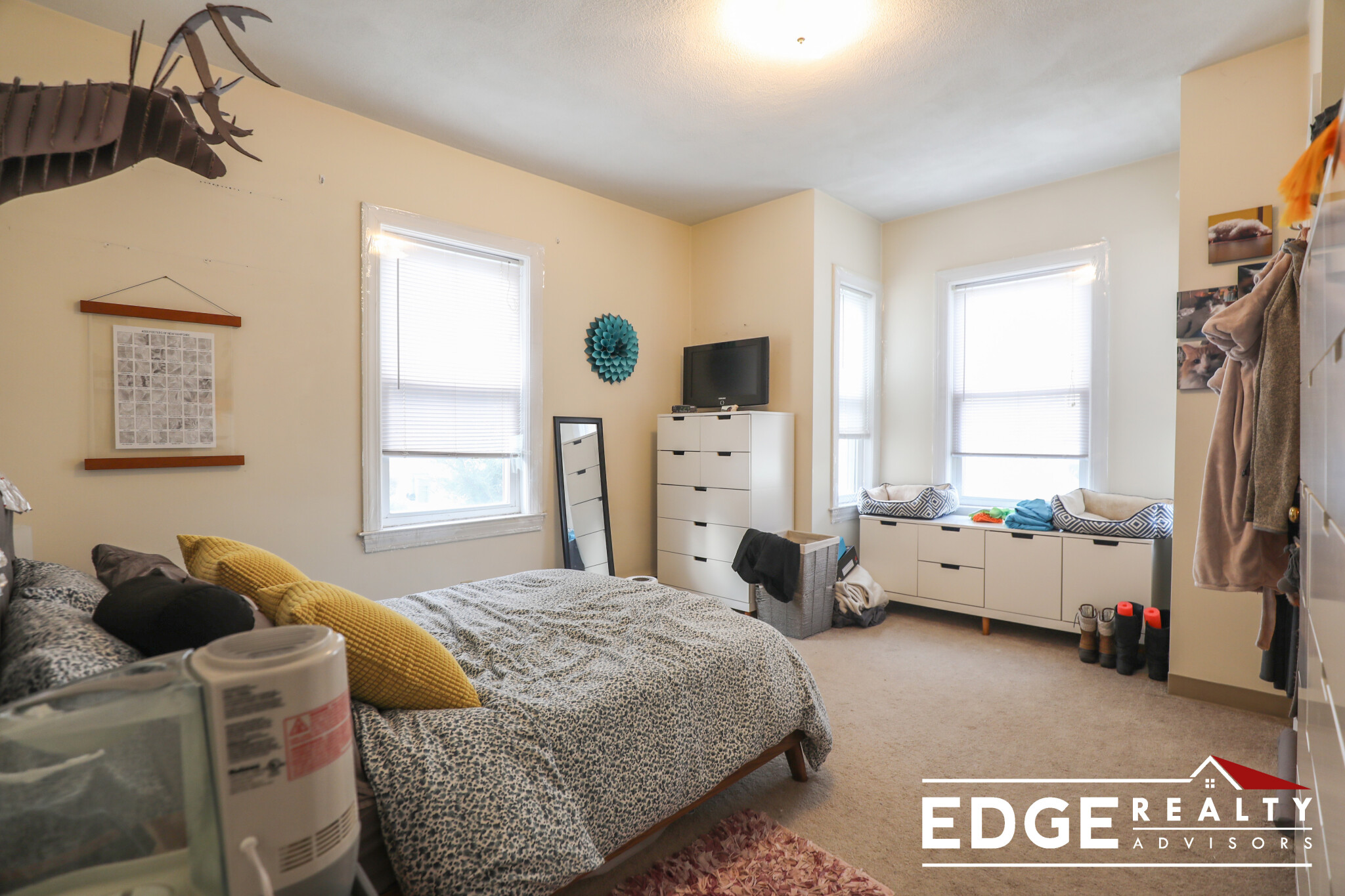 20 Winthrop St, Banks Square