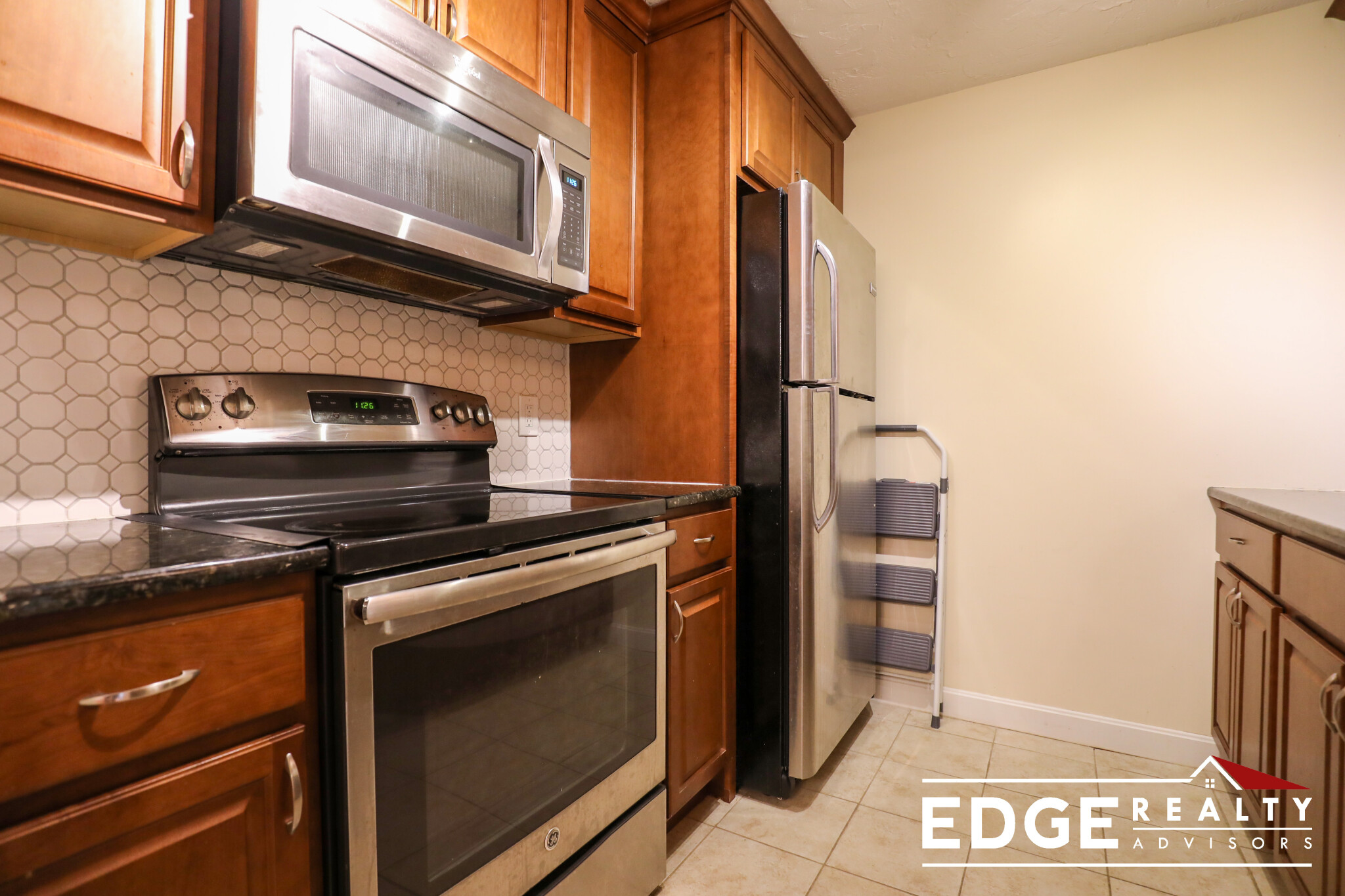 2 bed, 2 bath apartment for rent at 14 Winter St Unit 35C, Waltham — photo 2 of 10