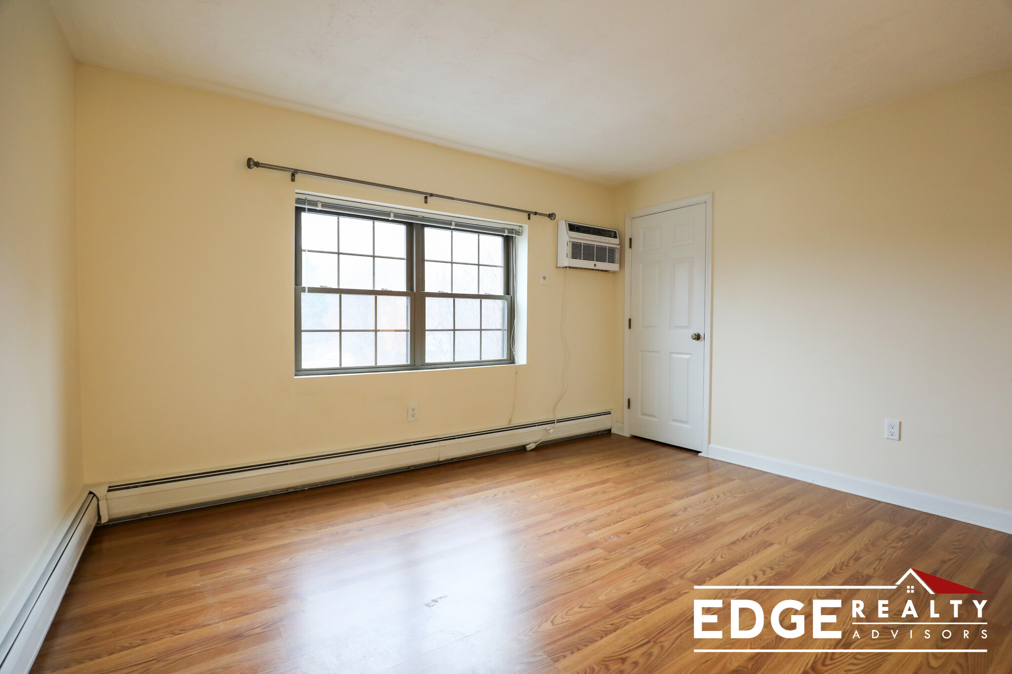 2 bed, 2 bath apartment for rent at 14 Winter St Unit 35C, Waltham — photo 9 of 10