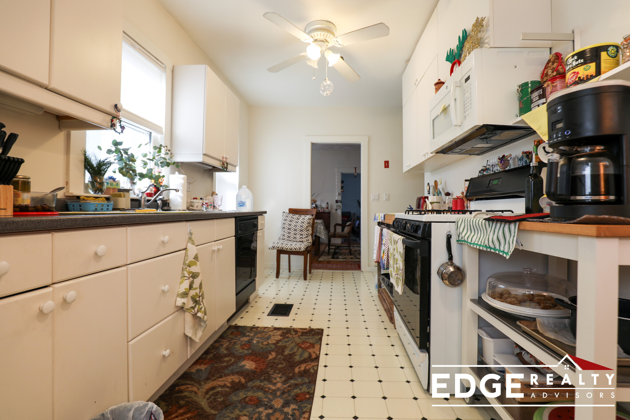 2 bed, 1 bath apartment for rent at 24 Minot Pl Unit 1, Newtonville — photo 1 of 8