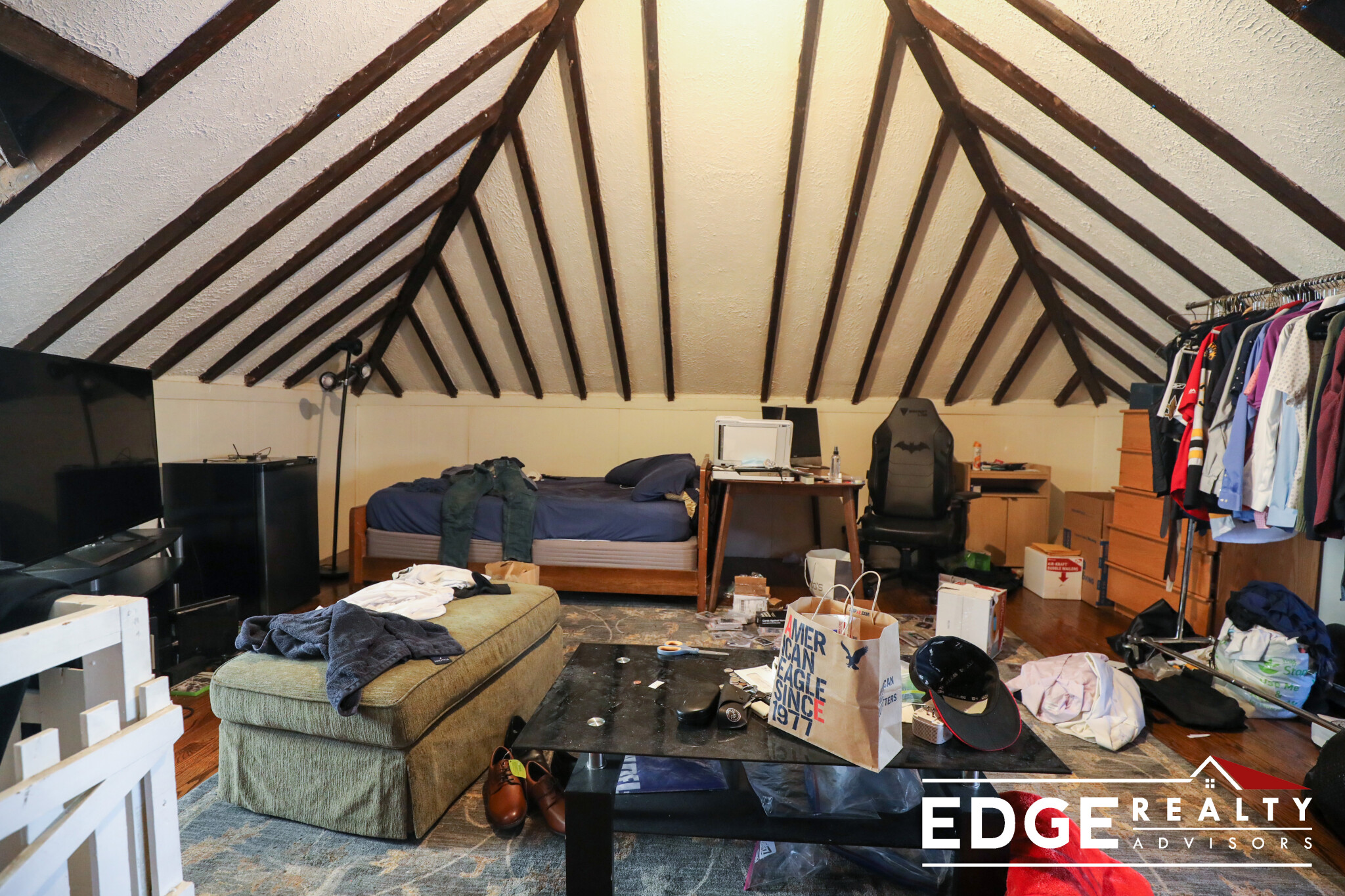 5 bed, 2.5 bath apartment for rent at 57 Wallingford Rd, Brighton — photo 3 of 14