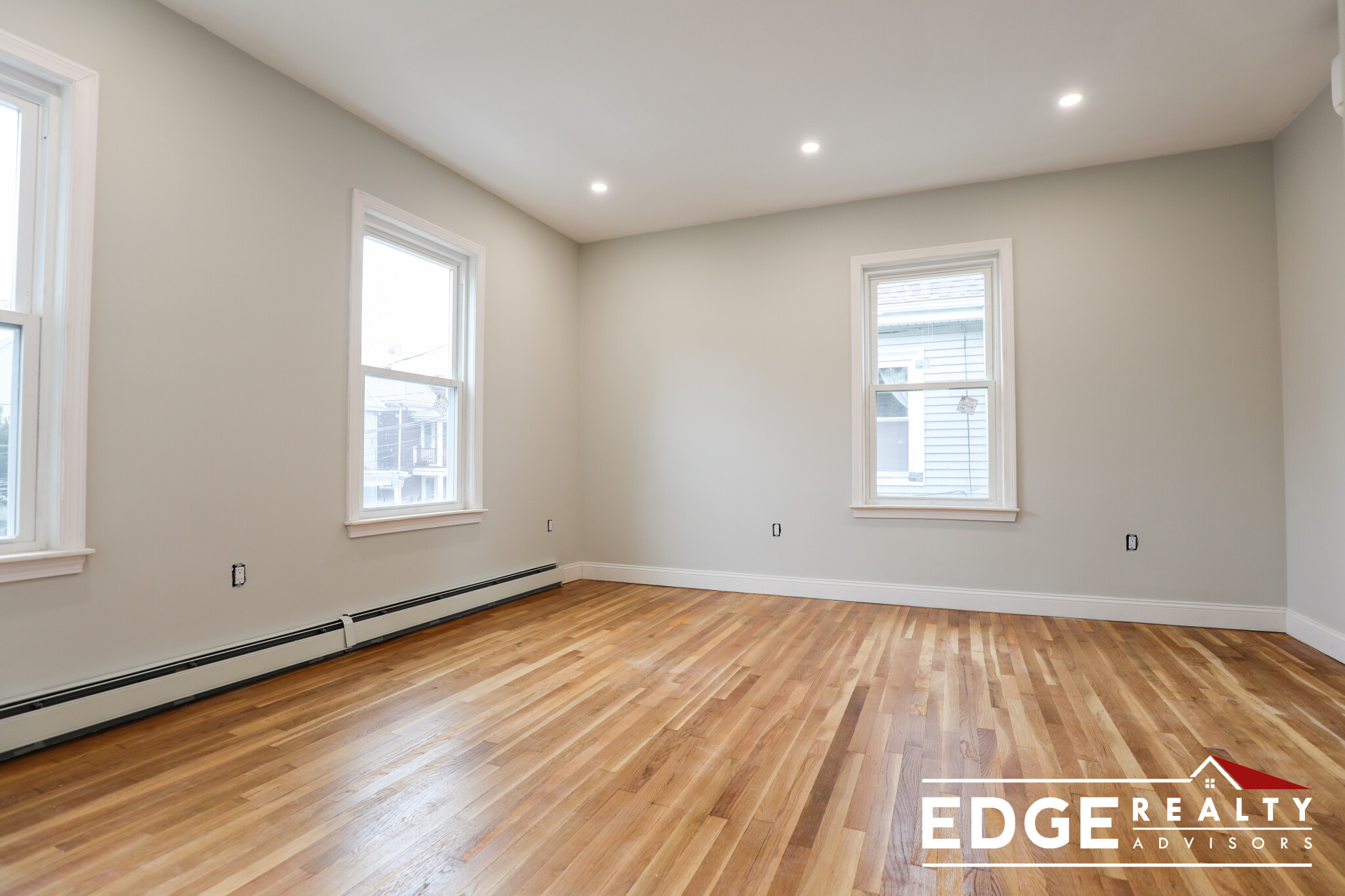 4 bed, 2 bath apartment for rent at 44 Cushman Rd, Brighton — photo 5 of 9
