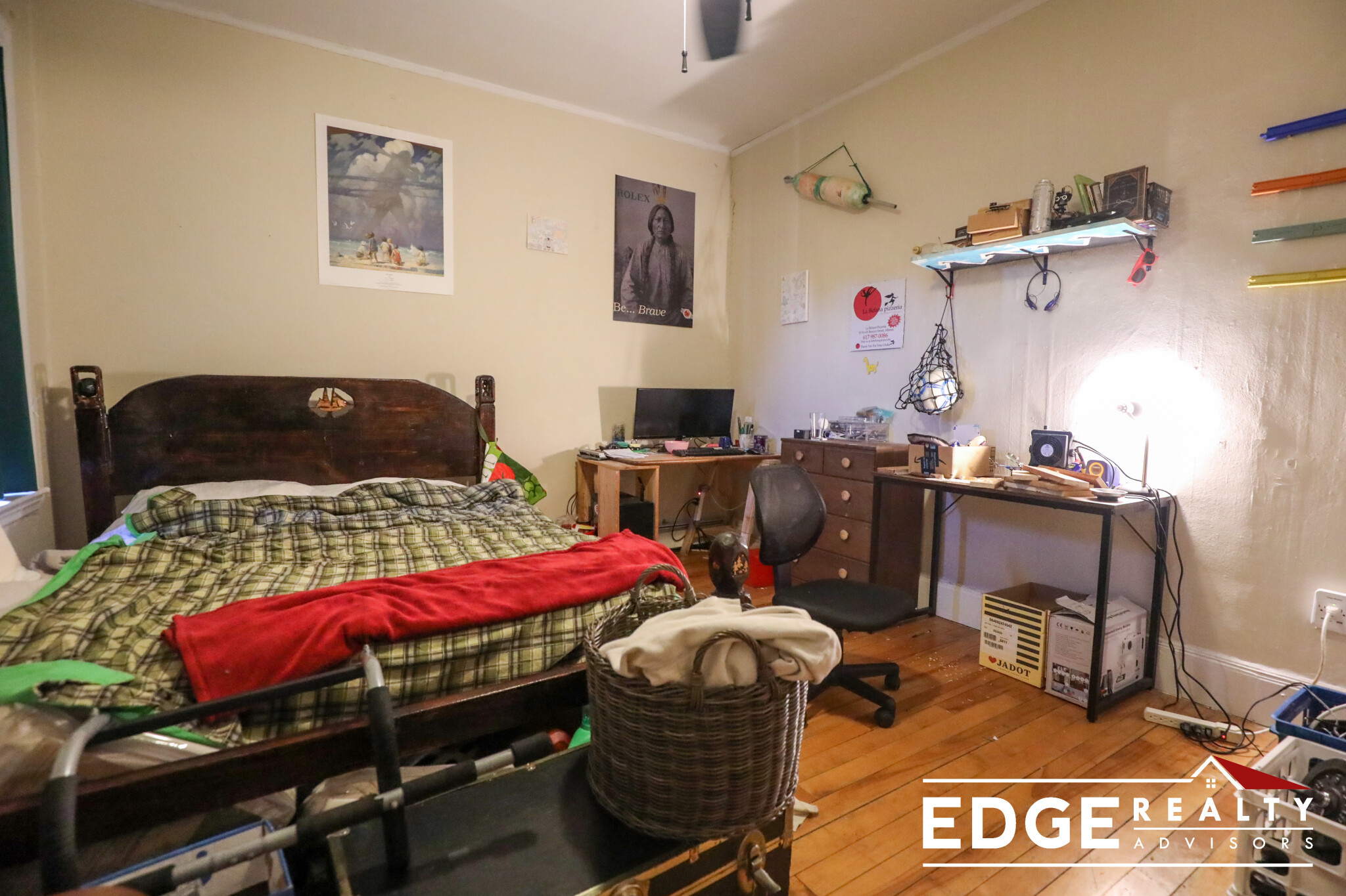 4 bed, 2 bath apartment for rent at 1278 Commonwealth Ave Unit 6, Allston — photo 8 of 10