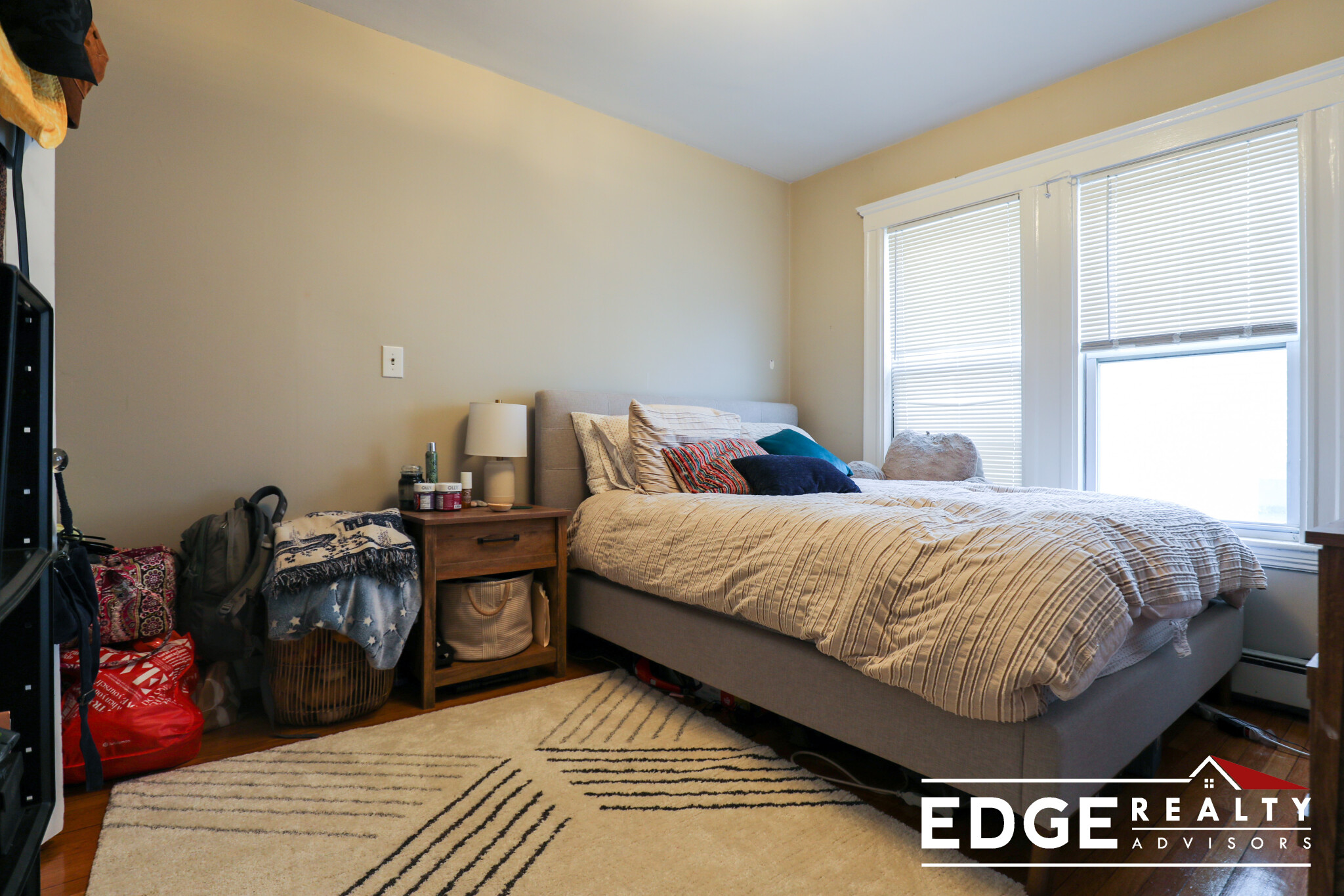 3 bed, 2 bath apartment for rent at 3 Boulevard Ter Unit 2, Brighton — photo 8 of 13