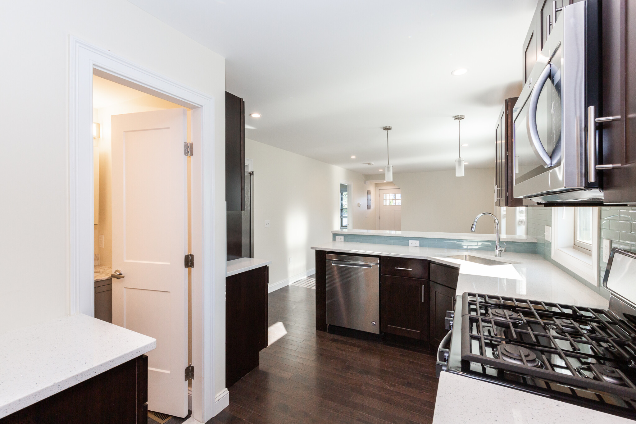 4 bed, 4+ bath apartment for rent at 39 Harvard St Unit 3, Medford
