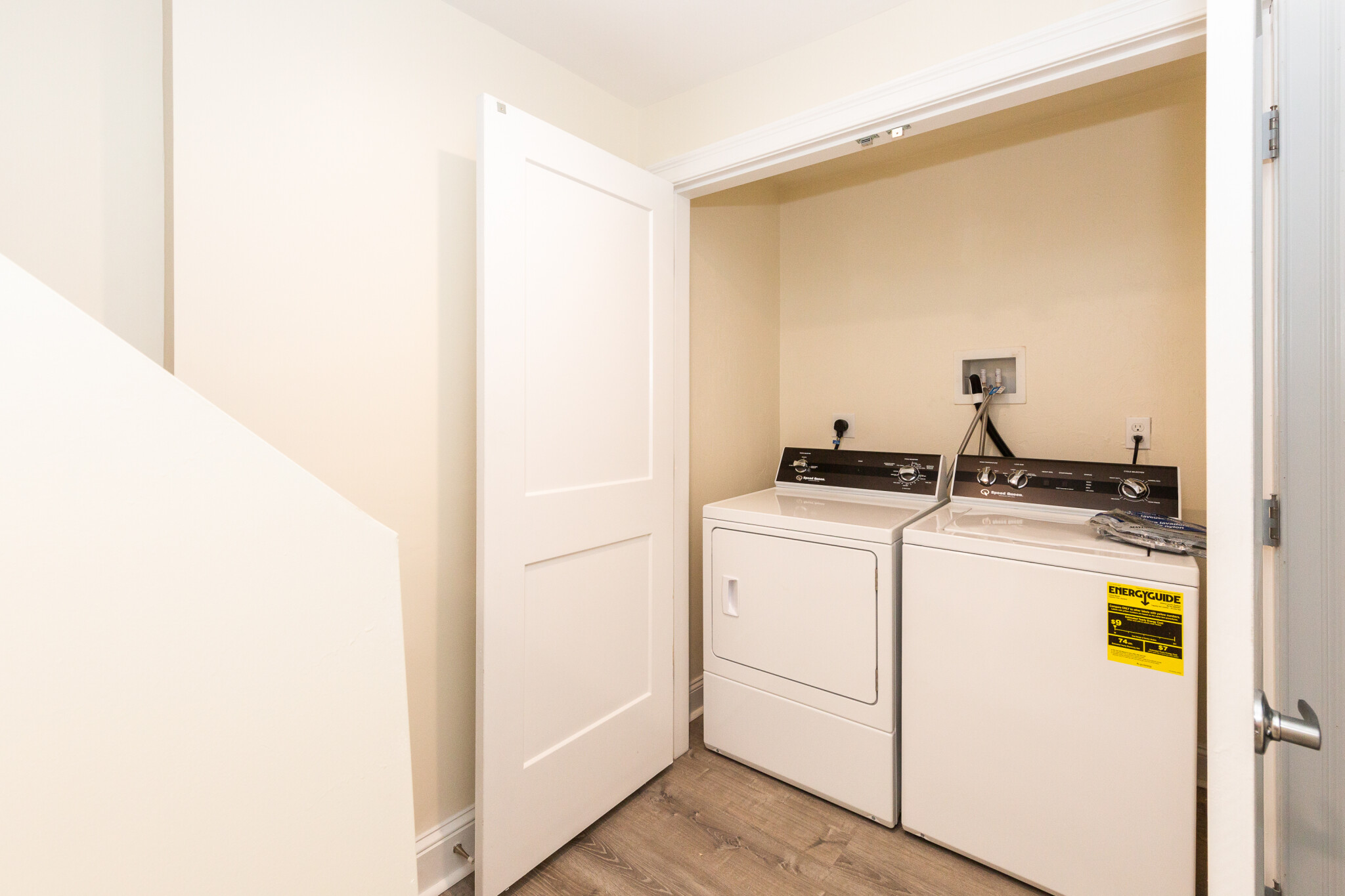 4 bed, 4+ bath apartment for rent at 39 Harvard St Unit 3, Medford — photo 6 of 15