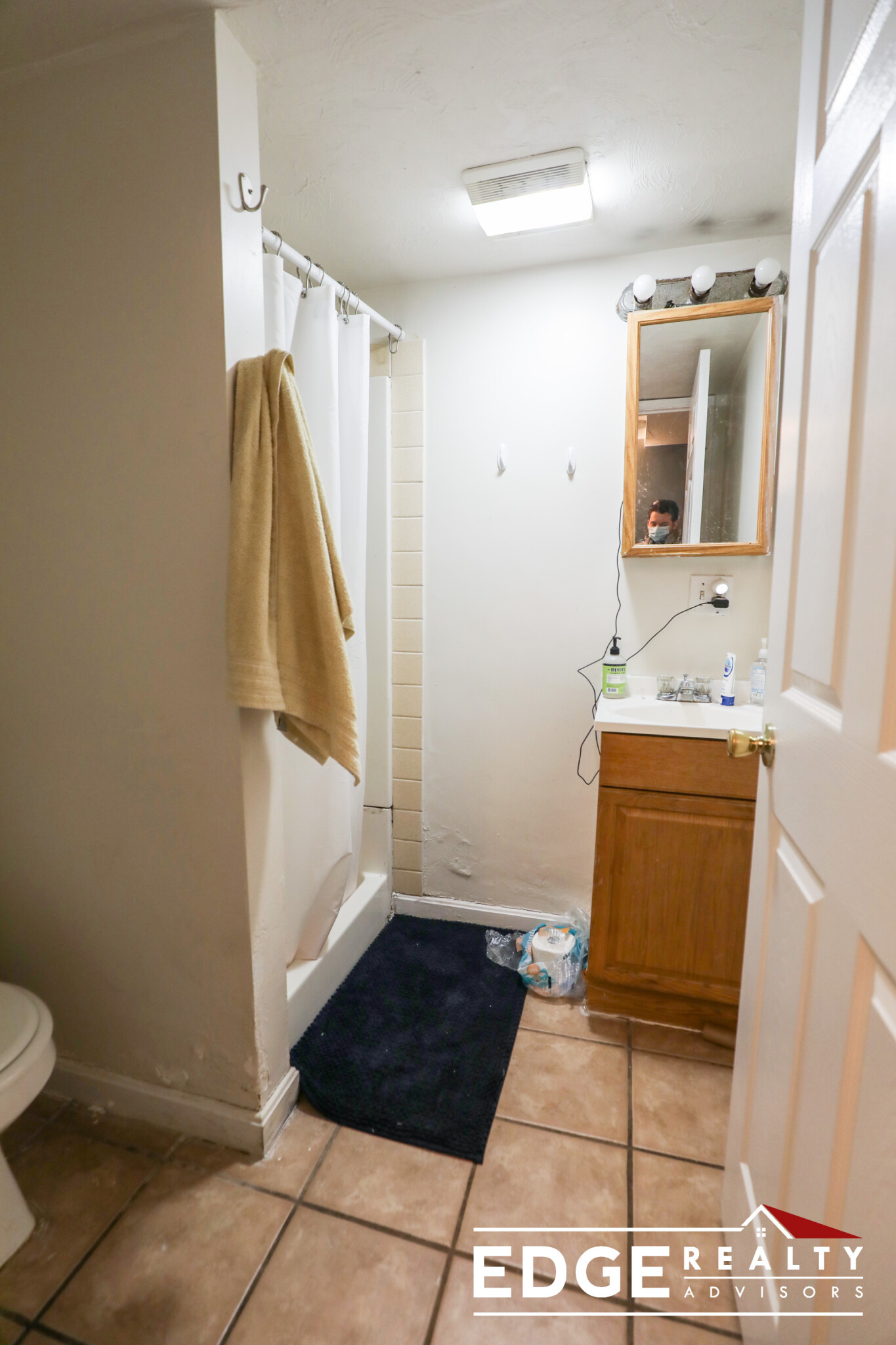 6 bed, 3 bath apartment for rent at 19 Farrington Ave Unit 1, Allston — photo 11 of 12