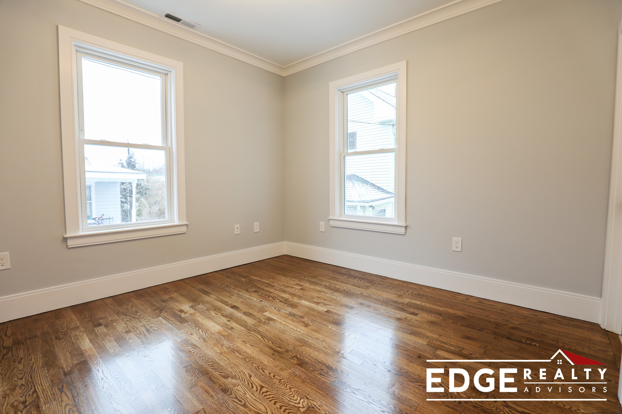 4 bed, 2 bath apartment for rent at 78 Calvary St Unit 1, Waltham — photo 11 of 17