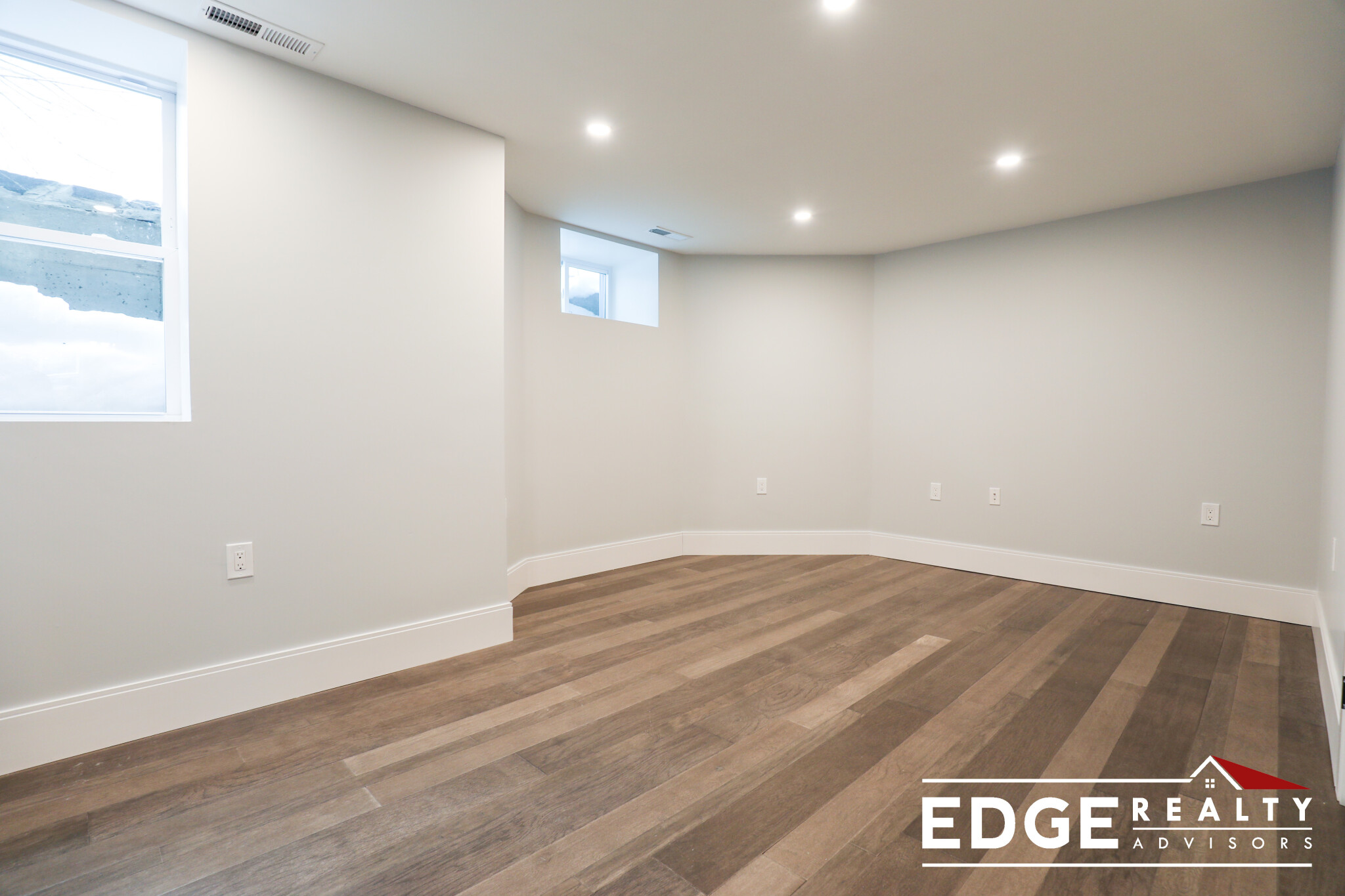 4 bed, 2 bath apartment for rent at 78 Calvary St Unit 1, Waltham — photo 16 of 17