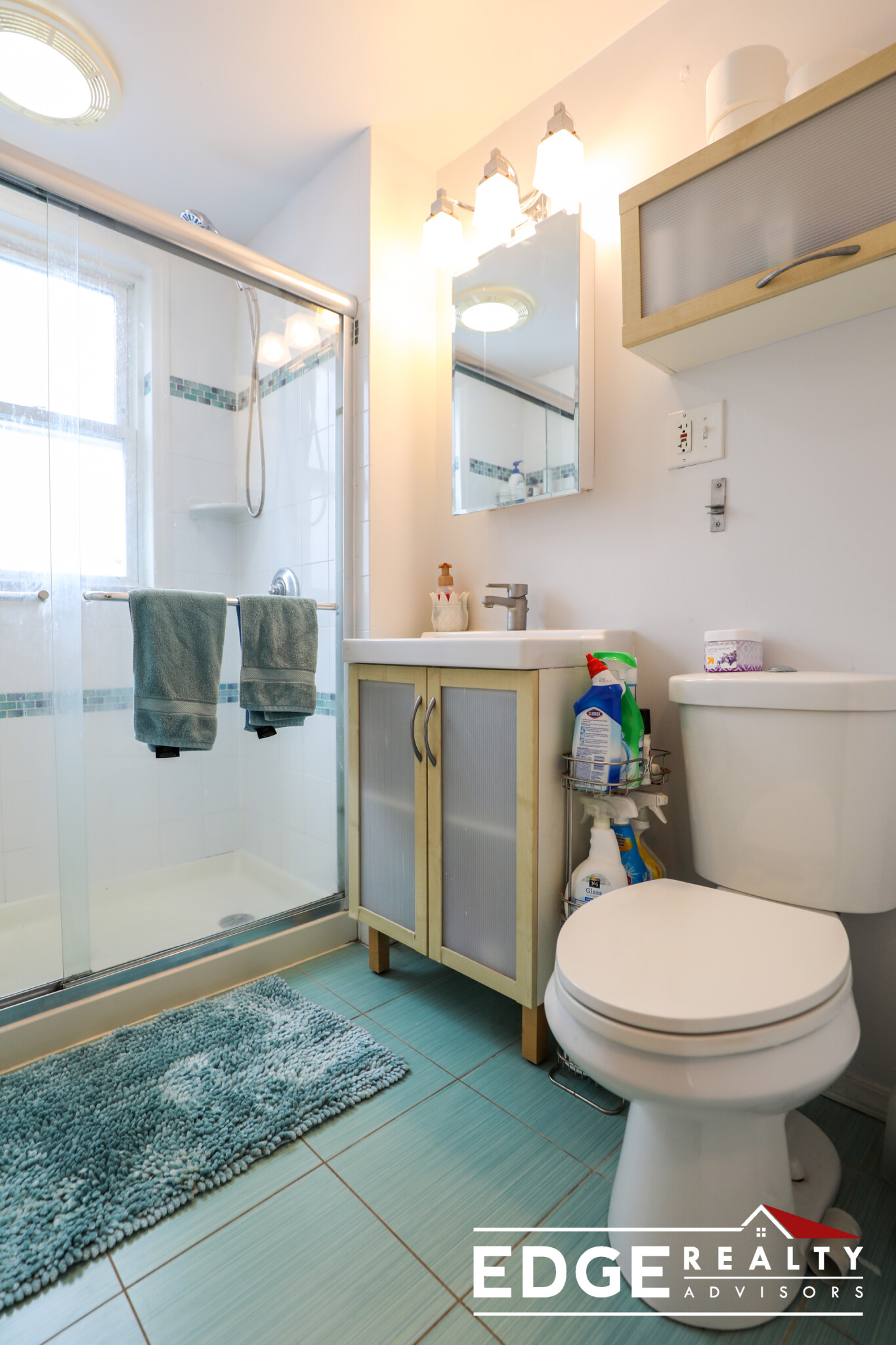 3 bed, 1 bath apartment for rent at 50 Donnybrook Rd Unit 1, Brighton — photo 8 of 12