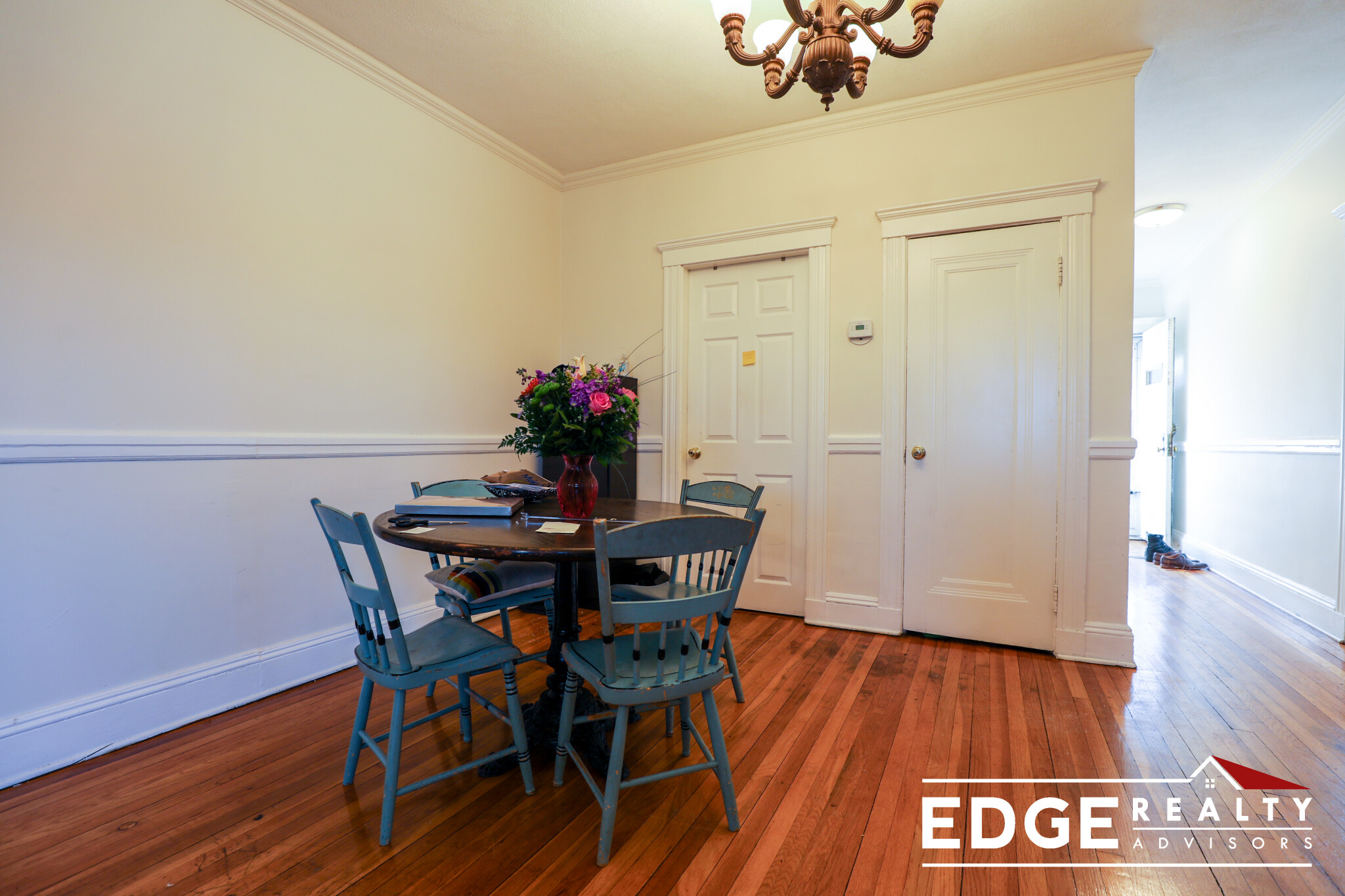 4 bed, 2 bath apartment for rent at 42 Lawton St Unit 1, Coolidge Corner — photo 4 of 14