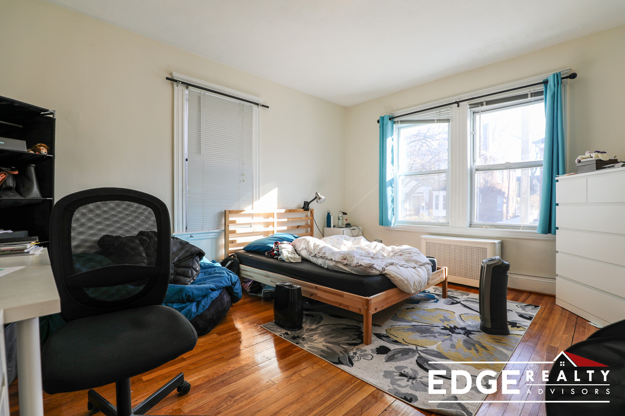 4 bed, 2 bath apartment for rent at 42 Lawton St Unit 1, Coolidge Corner — photo 10 of 14