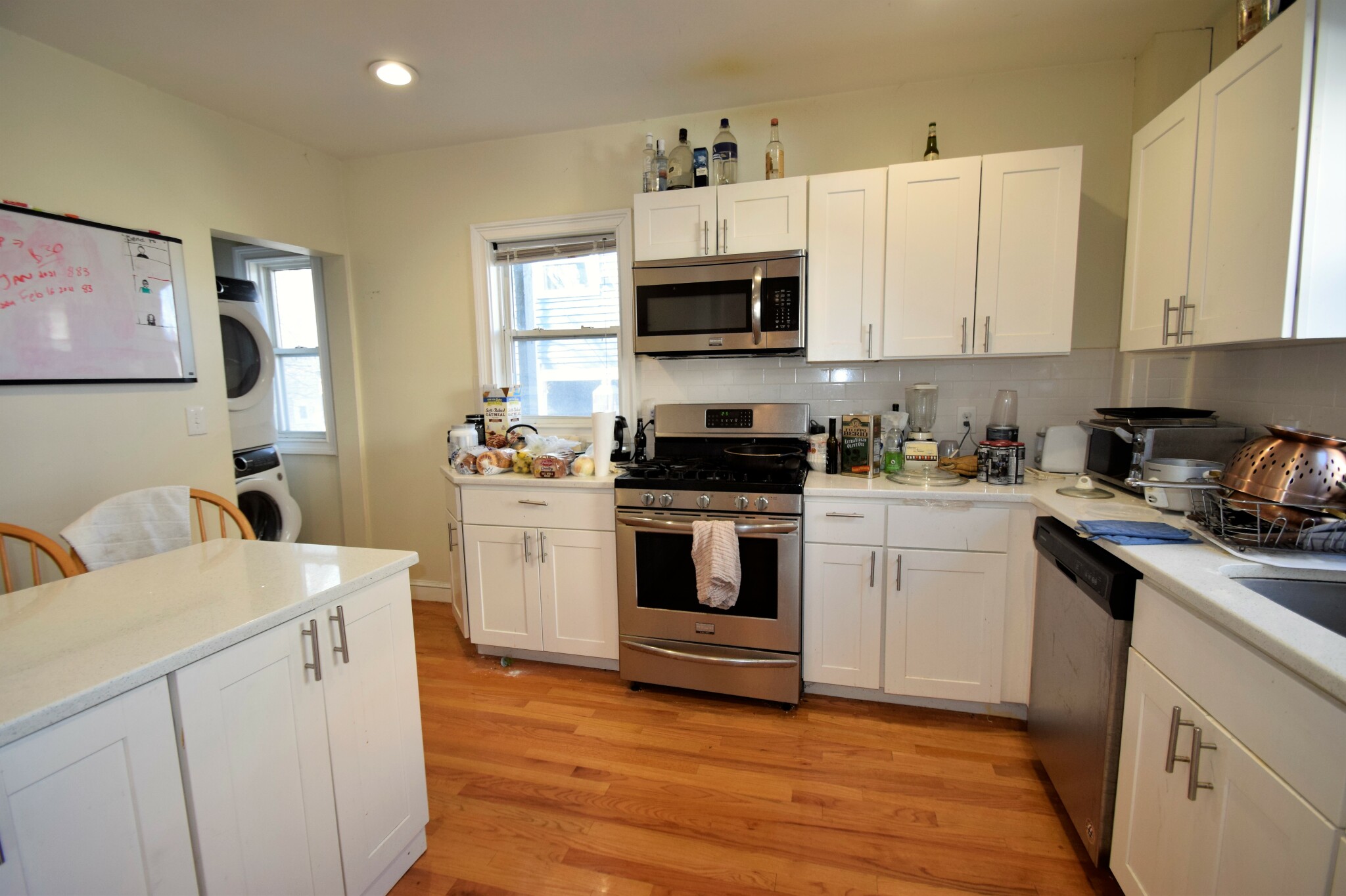 3 bed, 2 bath apartment for rent at 13 Winter Hill Rd Unit 1, Medford — photo 1 of 12