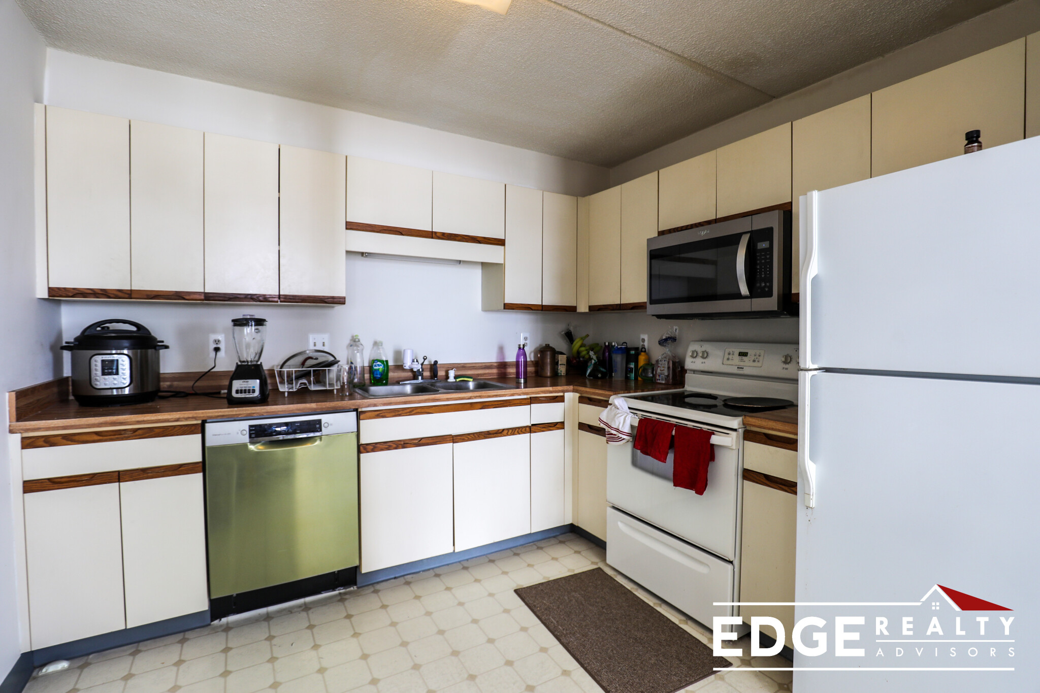 1 bed, 1 bath apartment for rent at 200 Cove Way Unit 1013, Quincy — photo 3 of 9