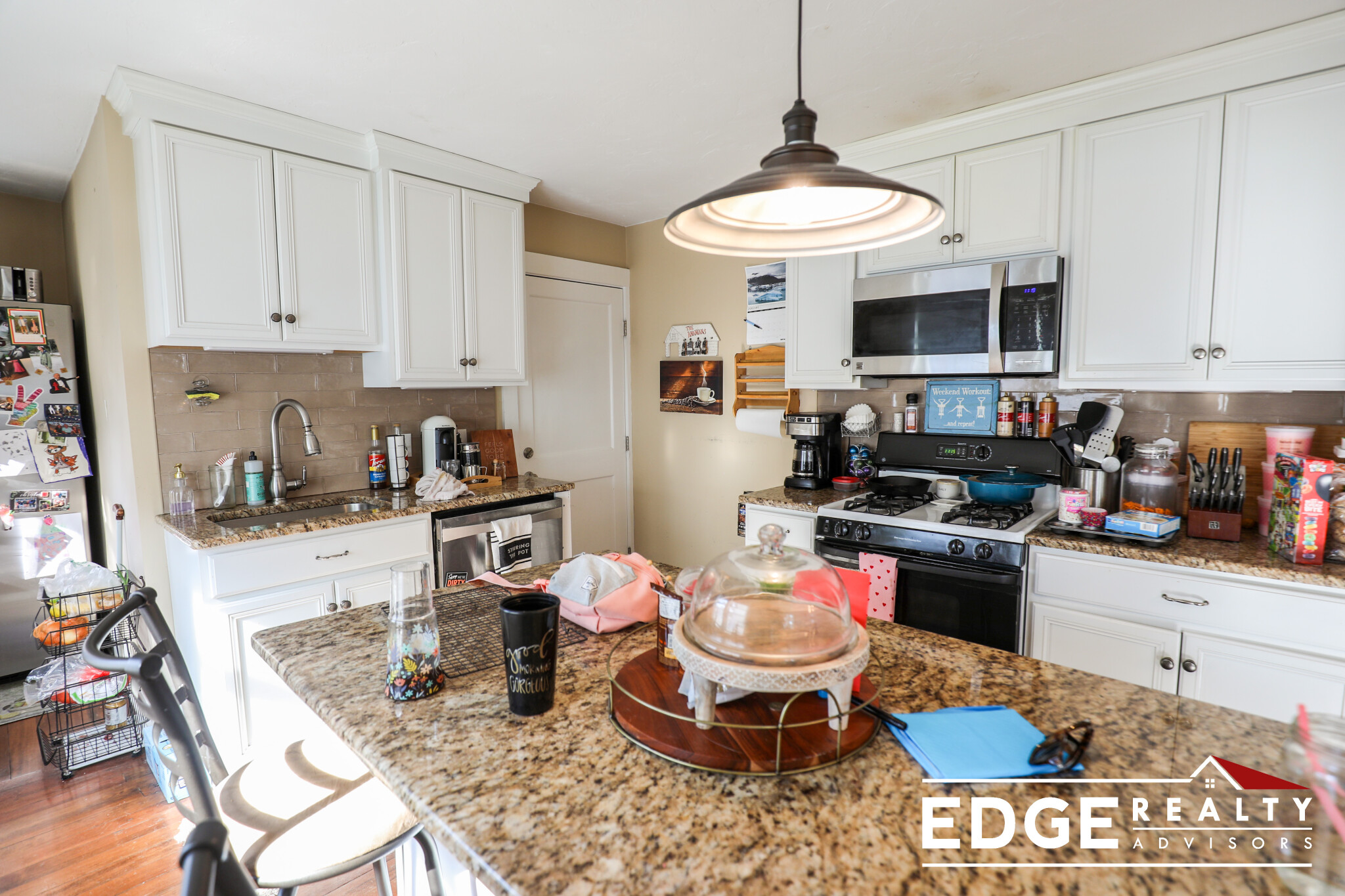 2 bed, 1 bath apartment for rent at 128 School St Unit 1, Watertown — photo 2 of 10