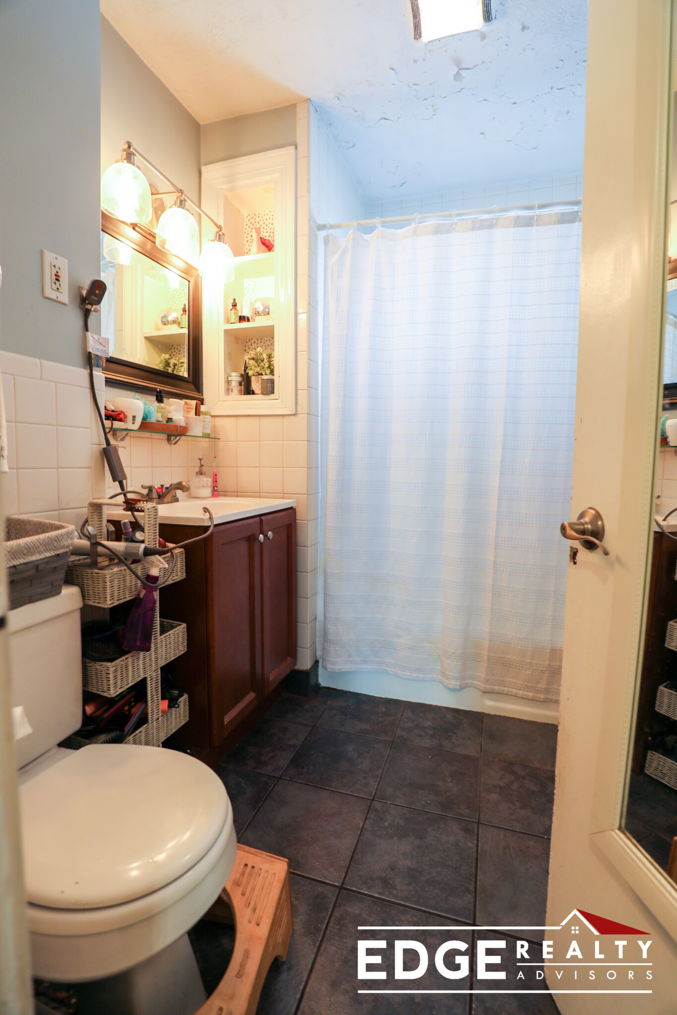 2 bed, 1 bath apartment for rent at 128 School St Unit 1, Watertown — photo 10 of 10
