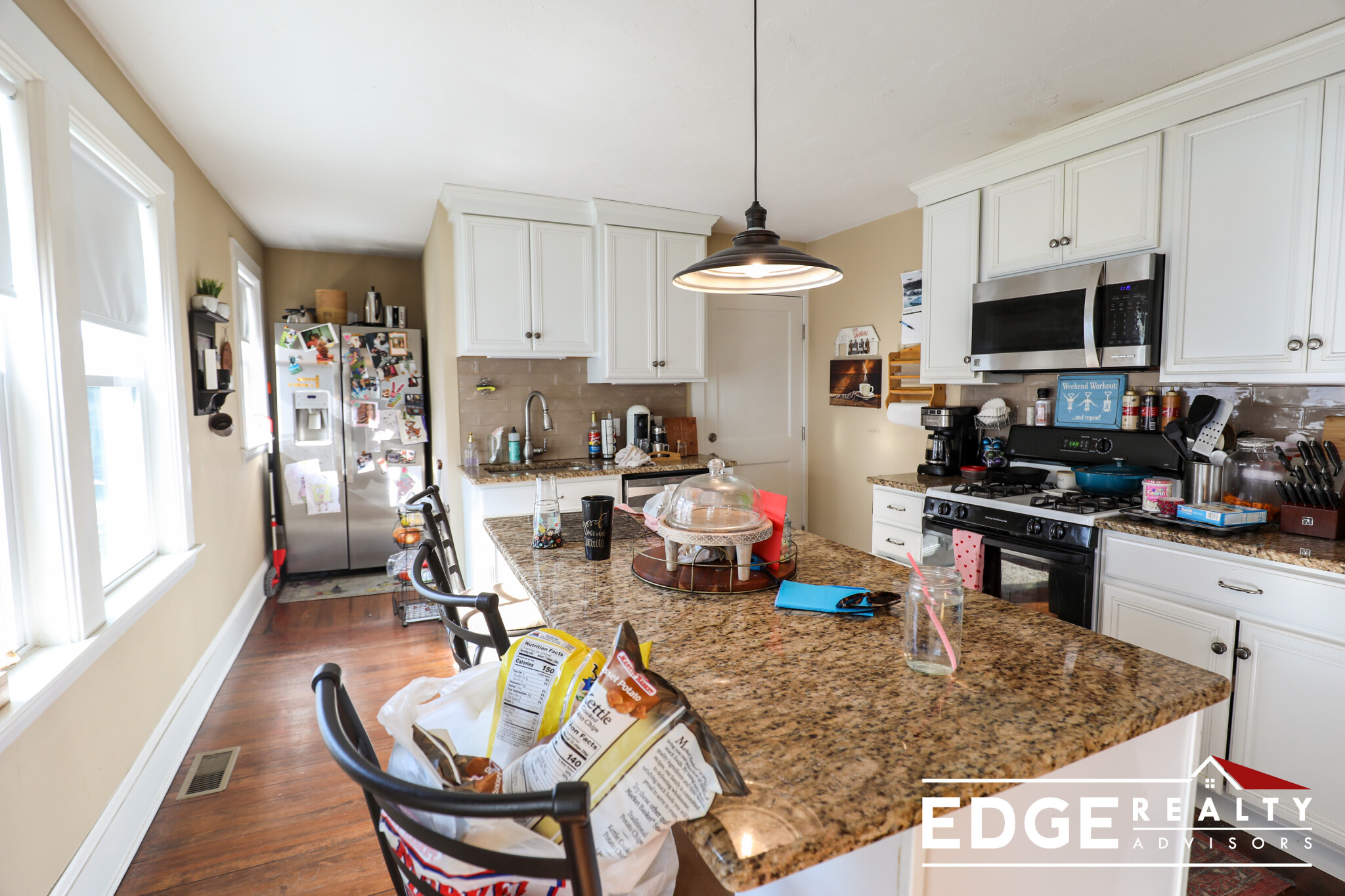 2 bed, 1 bath apartment for rent at 128 School St Unit 1, Watertown — photo 1 of 10