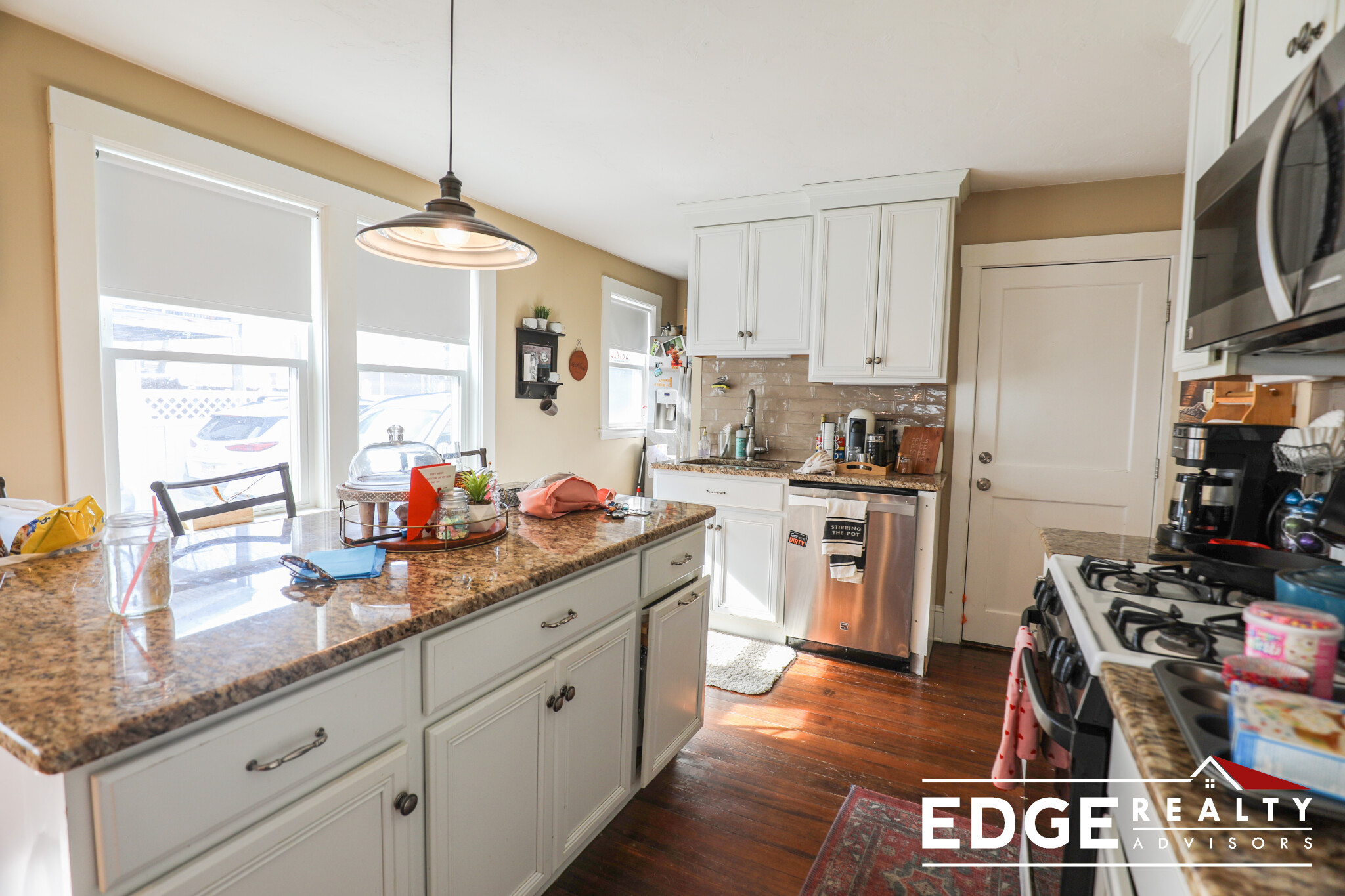 2 bed, 1 bath apartment for rent at 128 School St Unit 1, Watertown — photo 3 of 10