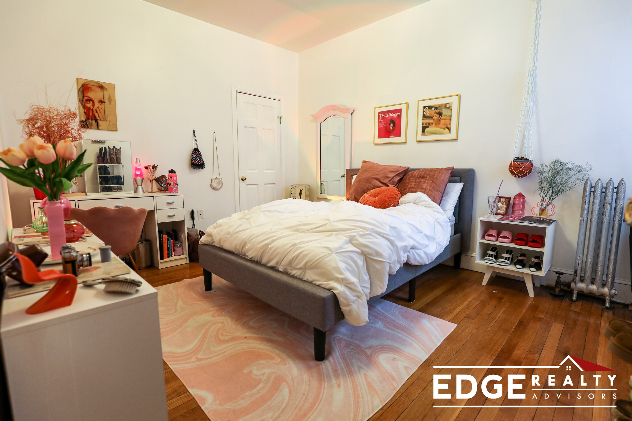 4 bed, 2 bath apartment for rent at 156 Coolidge St Unit 1, Brookline — photo 6 of 12