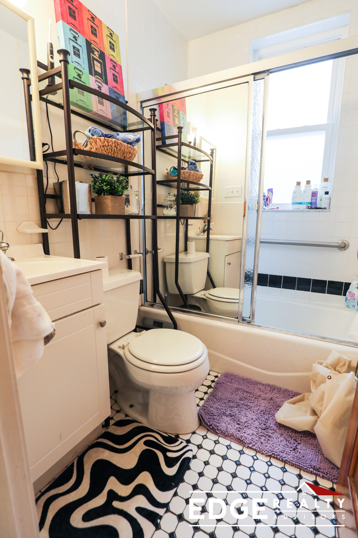4 bed, 2 bath apartment for rent at 156 Coolidge St Unit 1, Brookline — photo 9 of 12