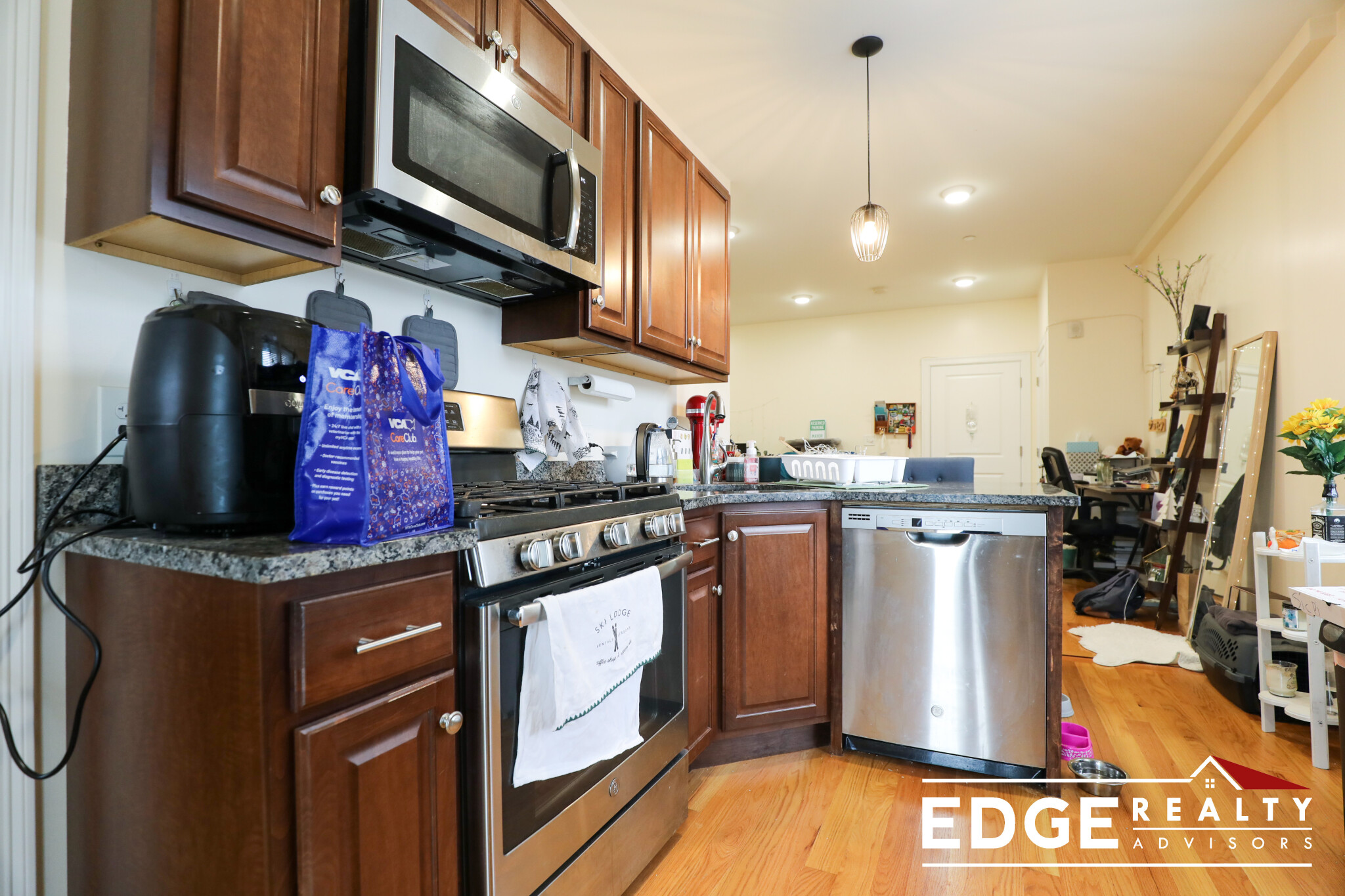 1 bed, 1 bath apartment for rent at 545 Washington St Unit 4, Brighton — photo 4 of 7