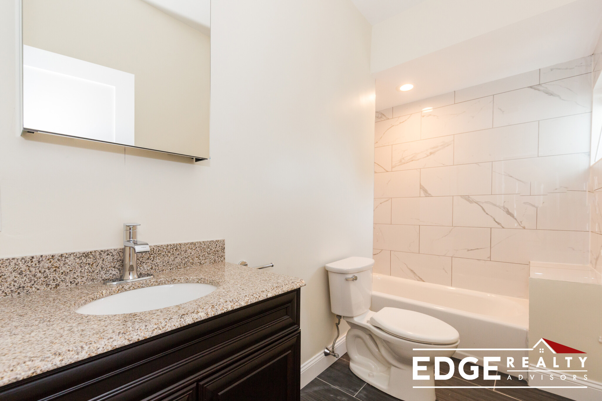 136 Monument St, Medford