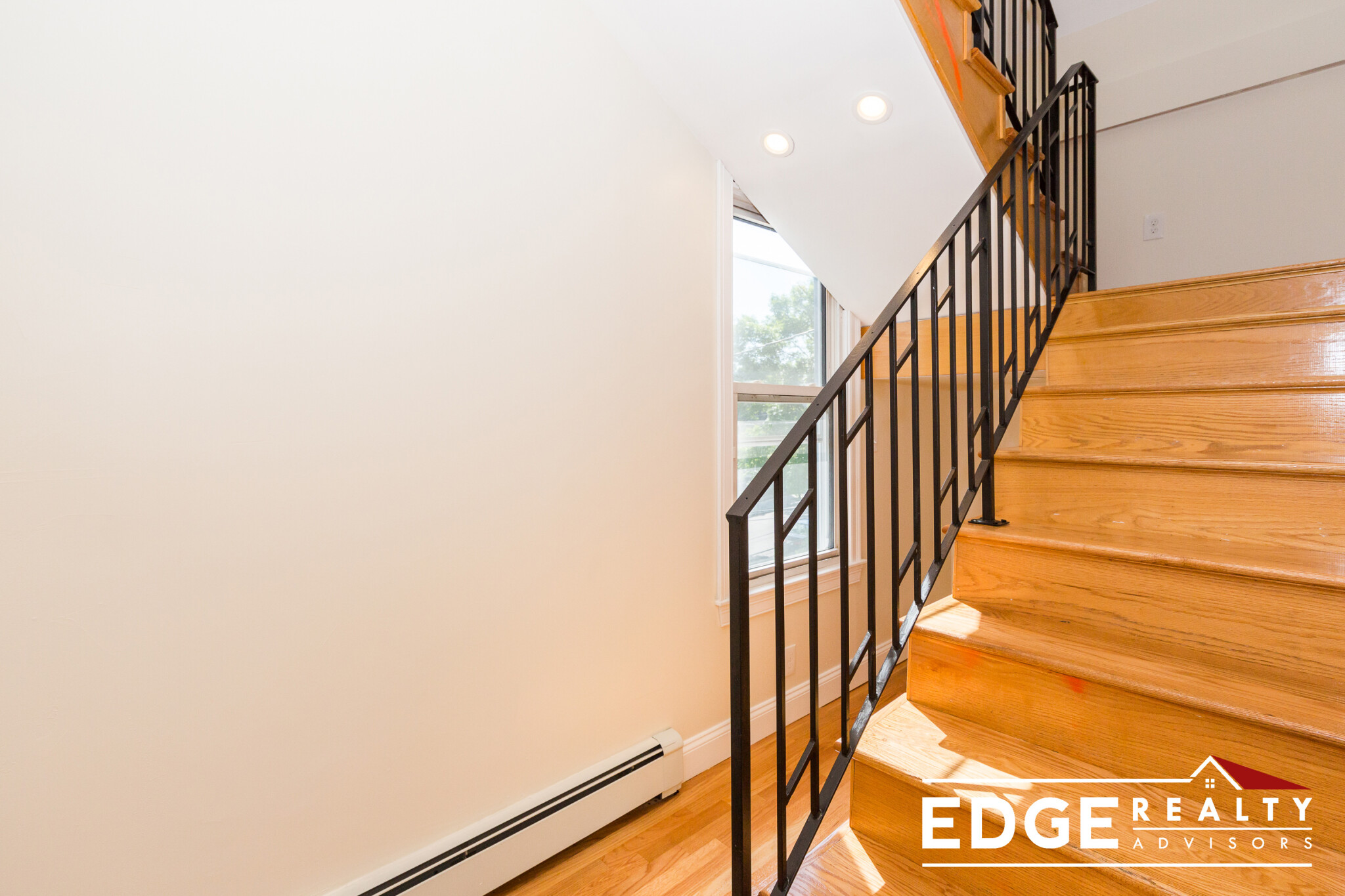 136 Monument St, Medford