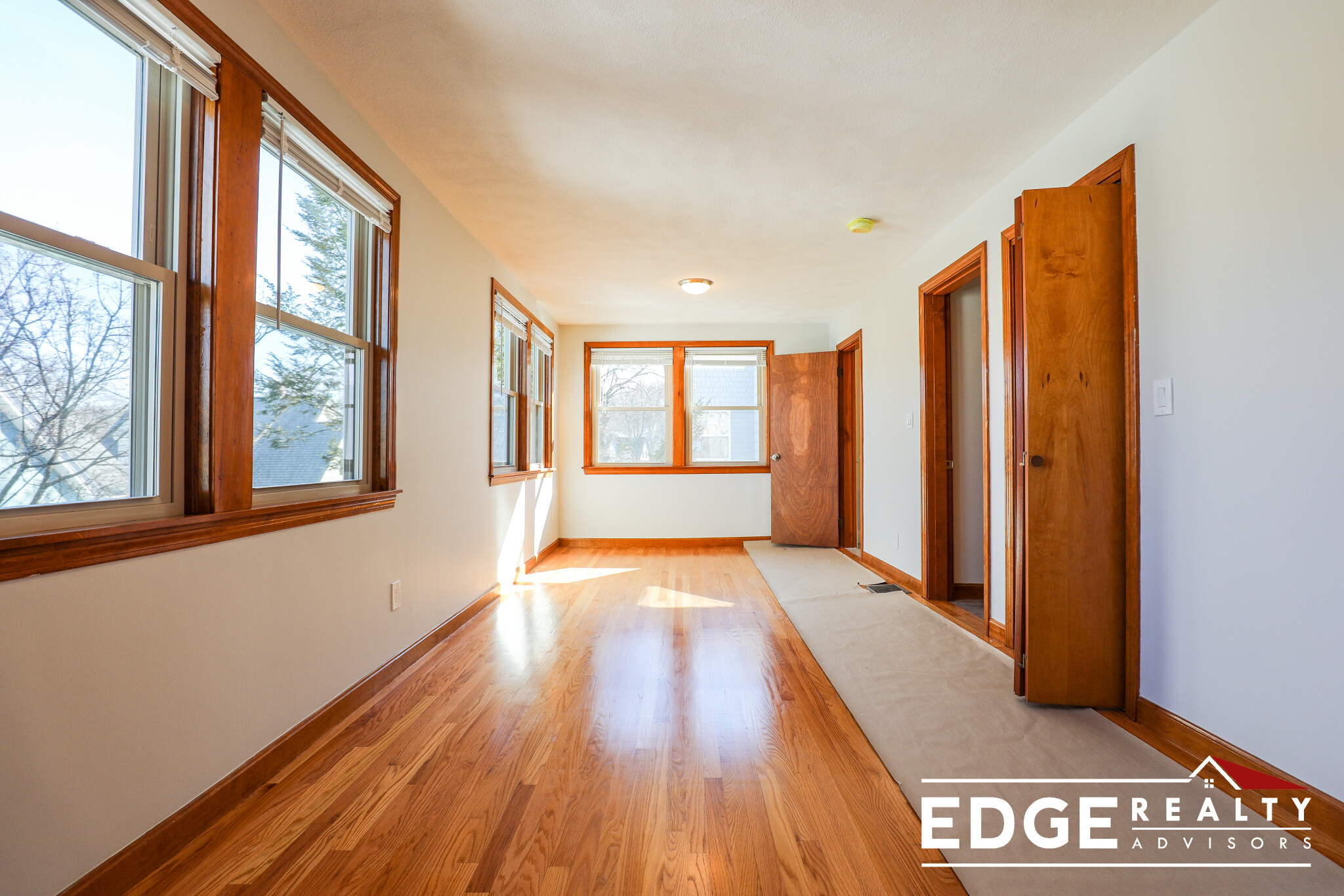 31 Montfern Ave, Brighton