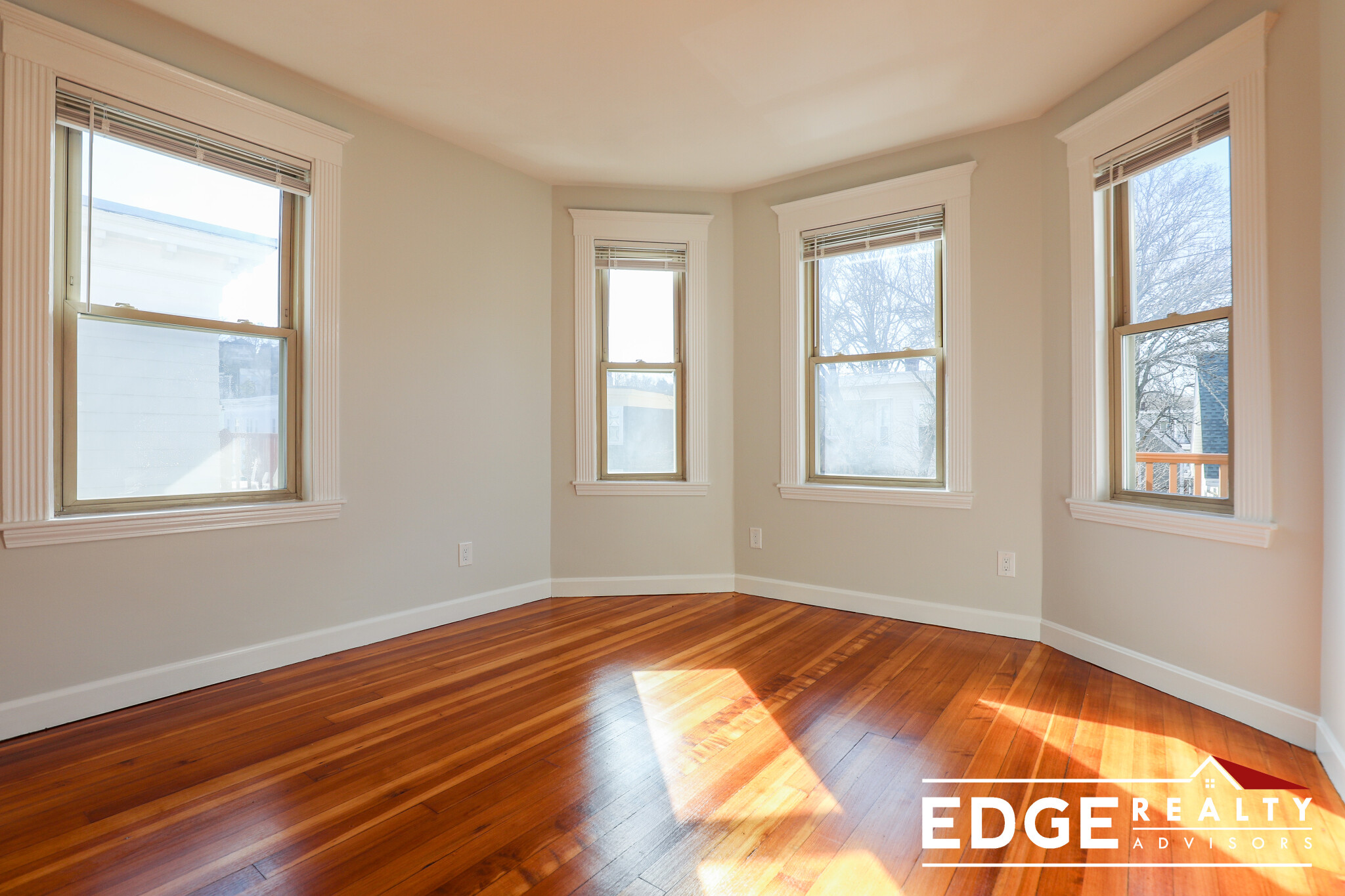 31 Montfern Ave, Brighton