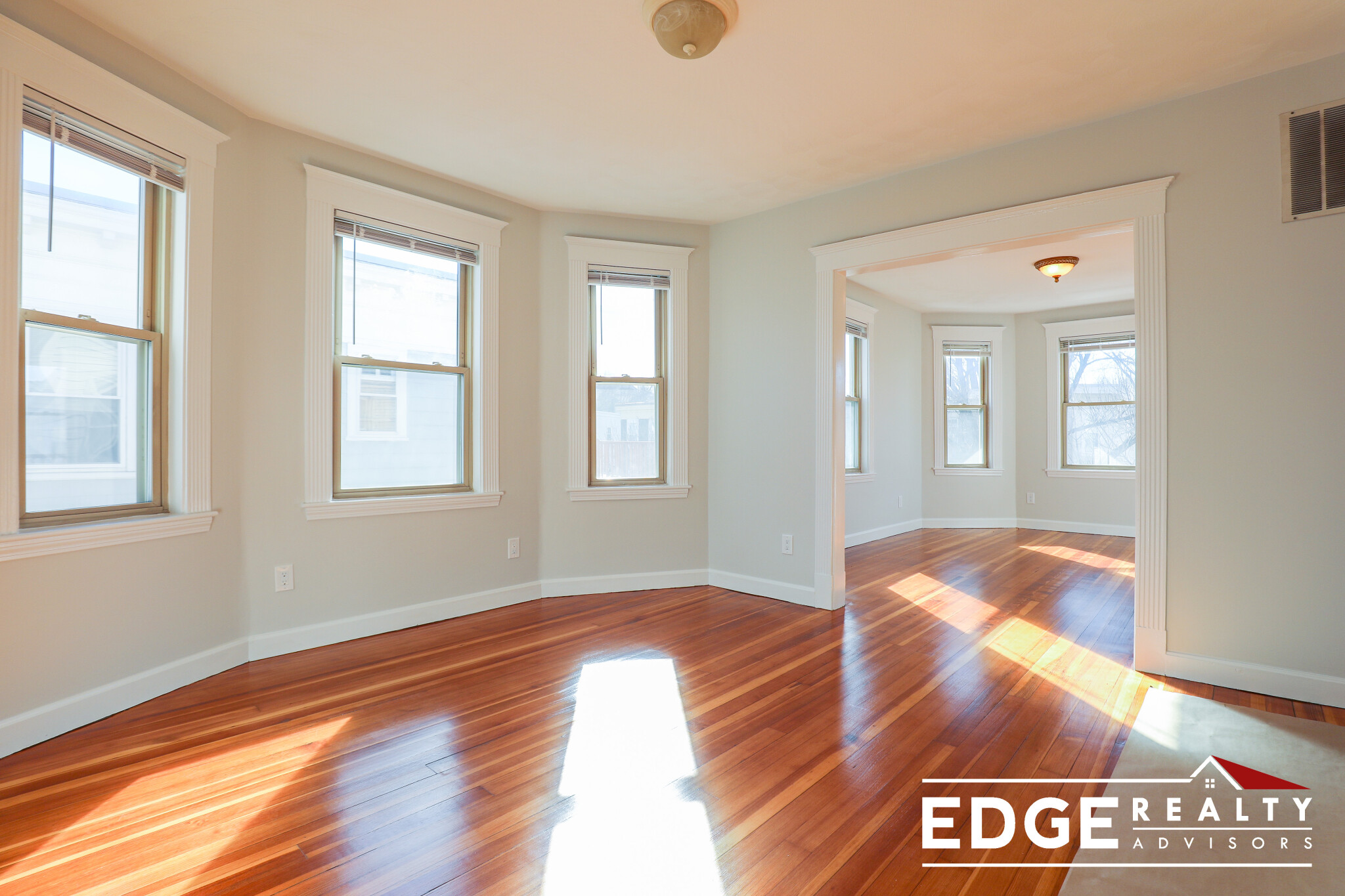 31 Montfern Ave, Brighton