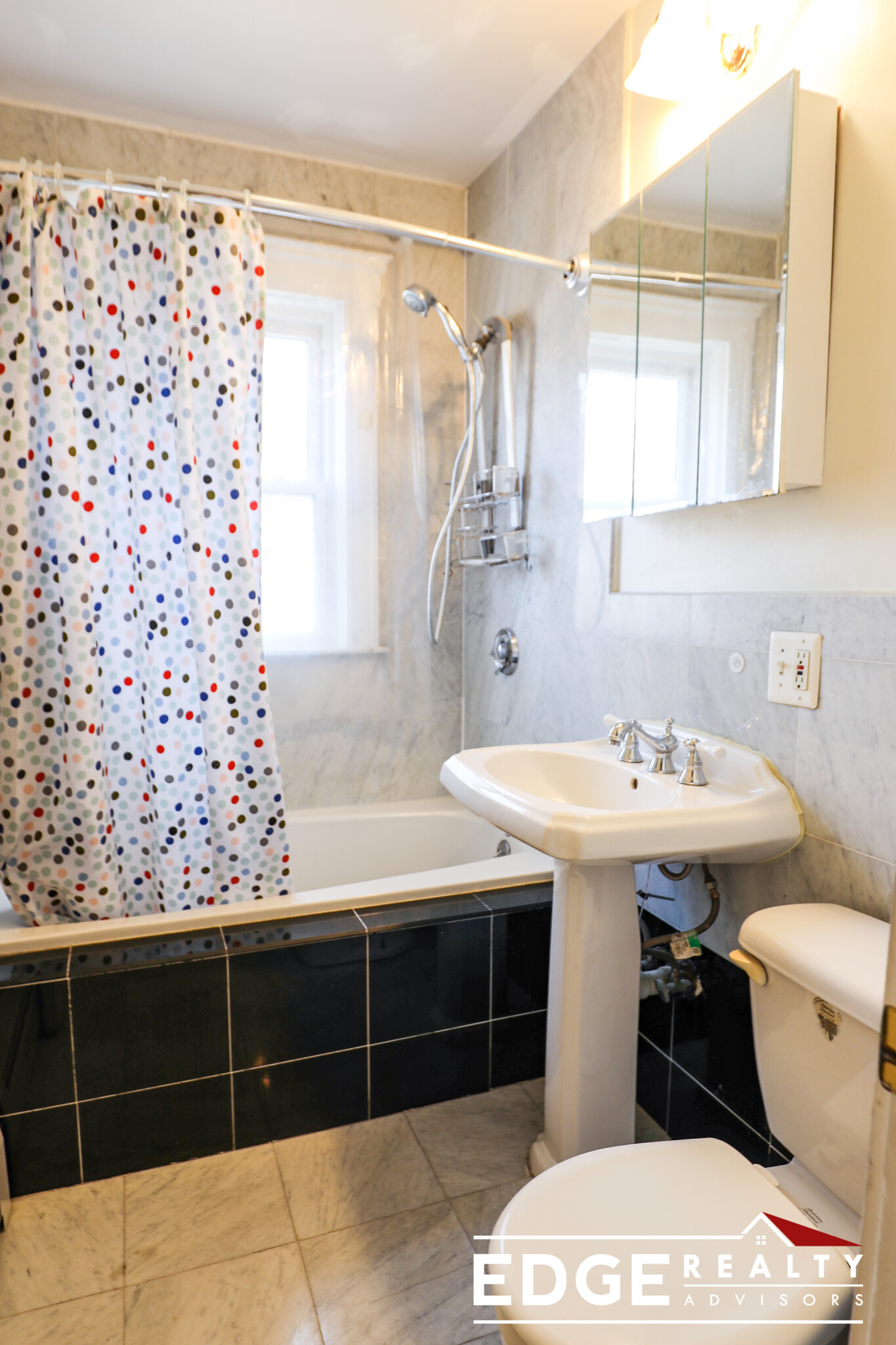 15 Greycliff Rd, Brighton