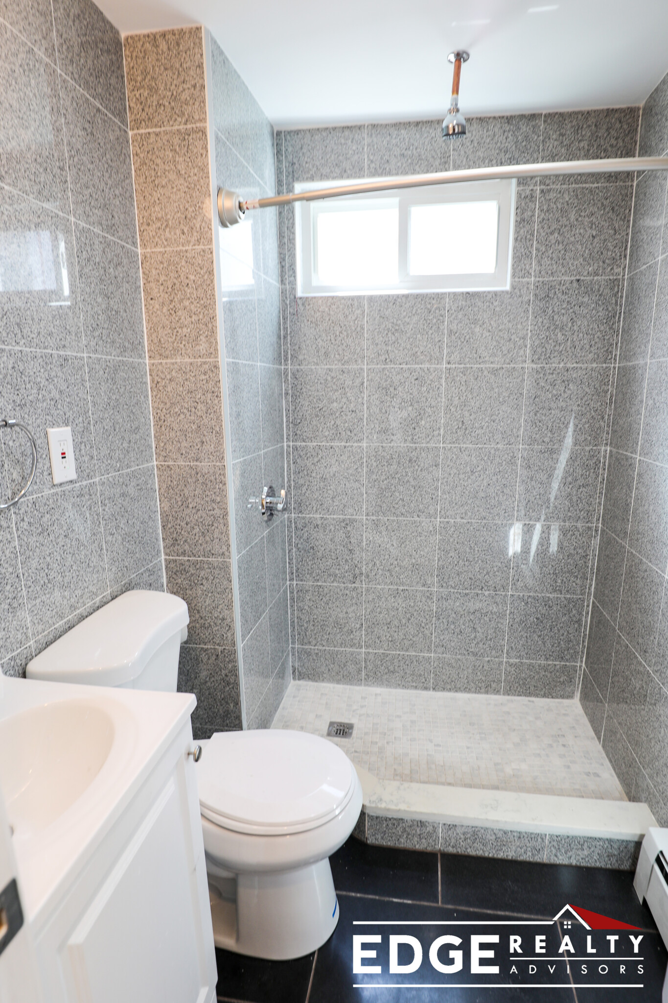 15 Greycliff Rd, Brighton