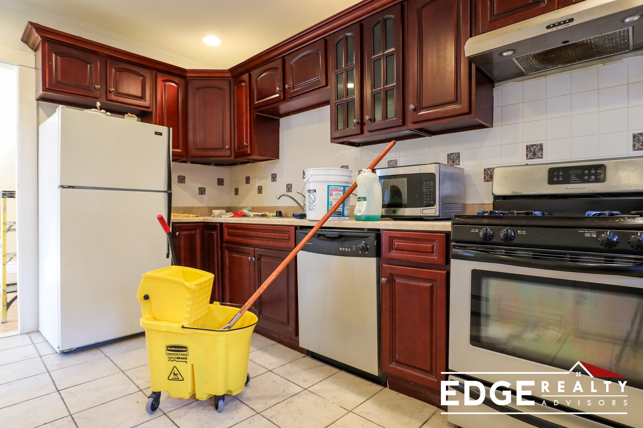 15 Greycliff Rd, Brighton