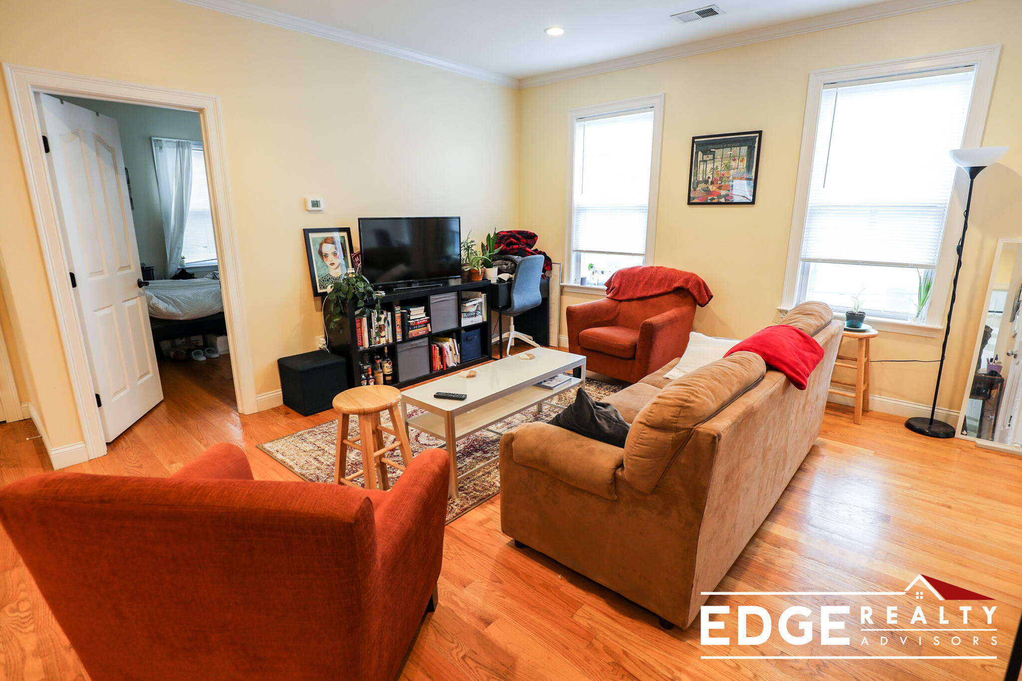 24 Armstrong St, Jamaica Plain