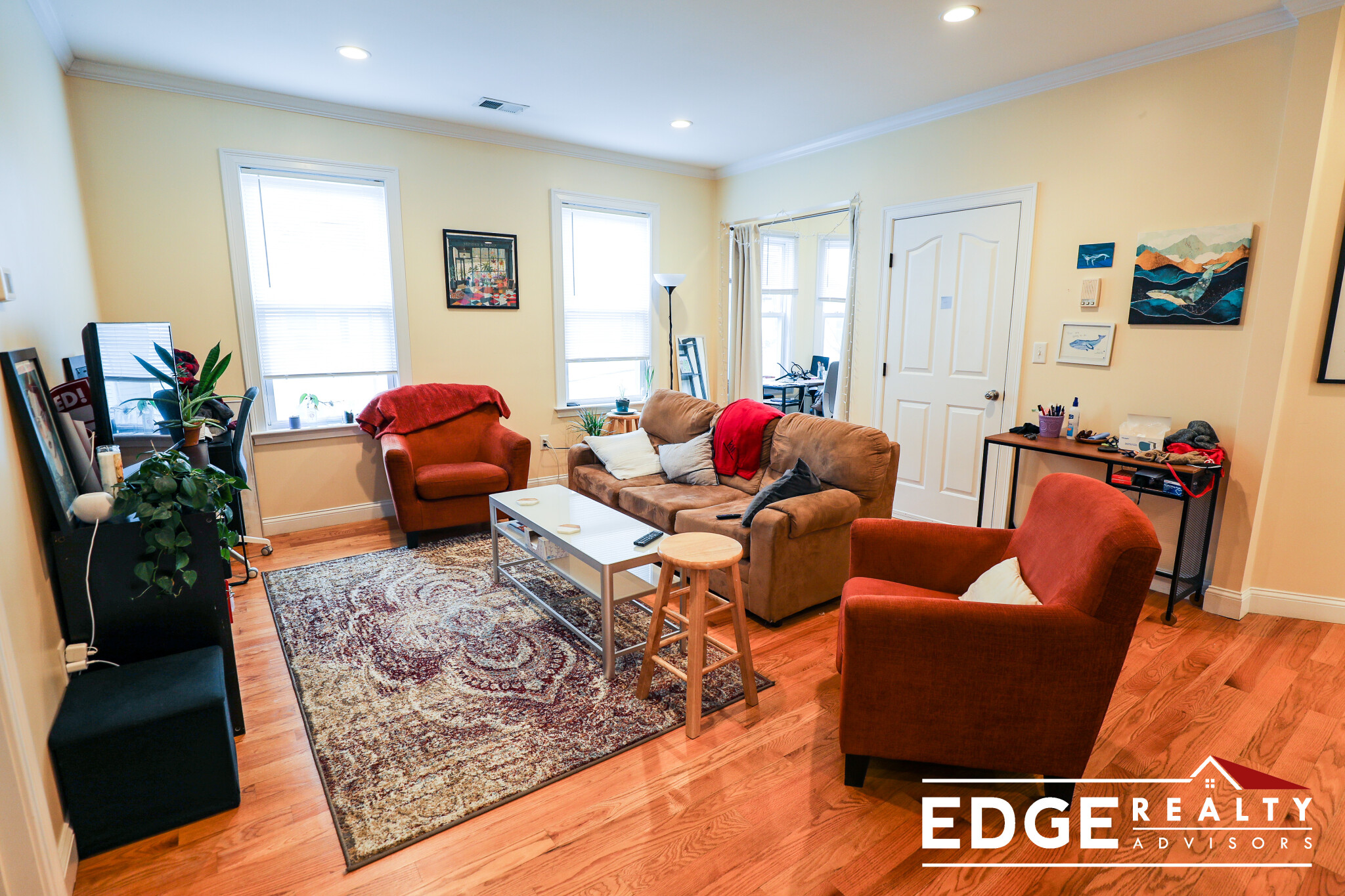 24 Armstrong St, Jamaica Plain