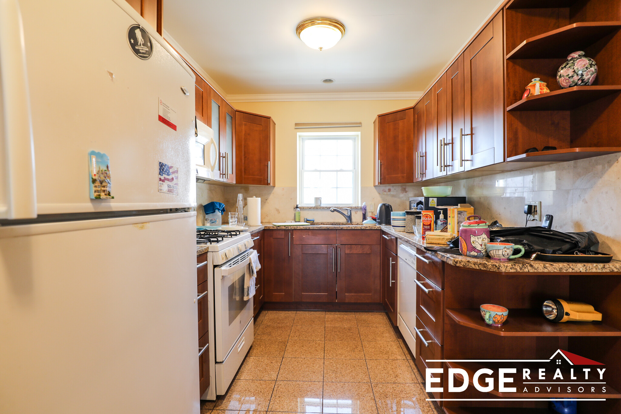 204 Lake Shore Rd, Brighton