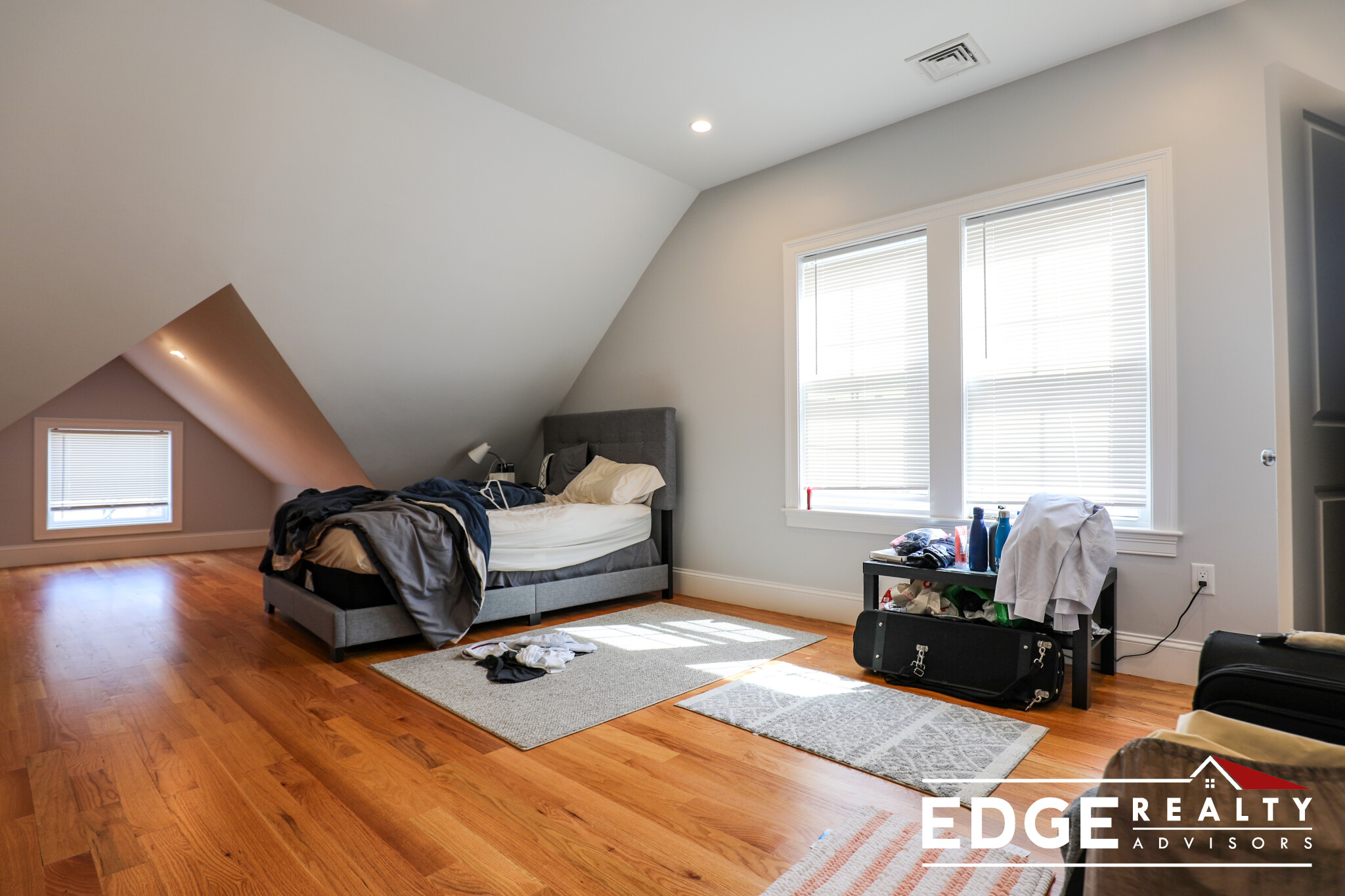 196 Tremont St, Brighton