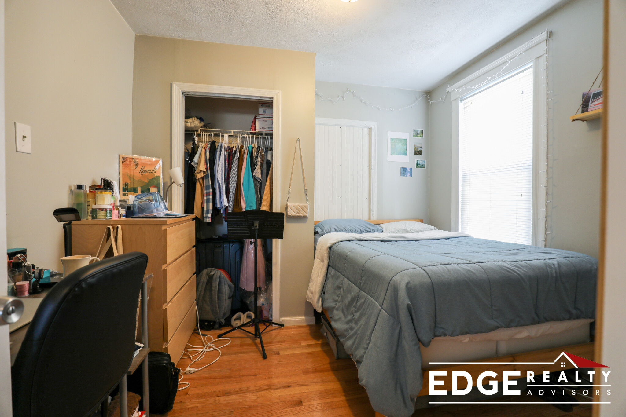 4 Rockledge St, Roxbury