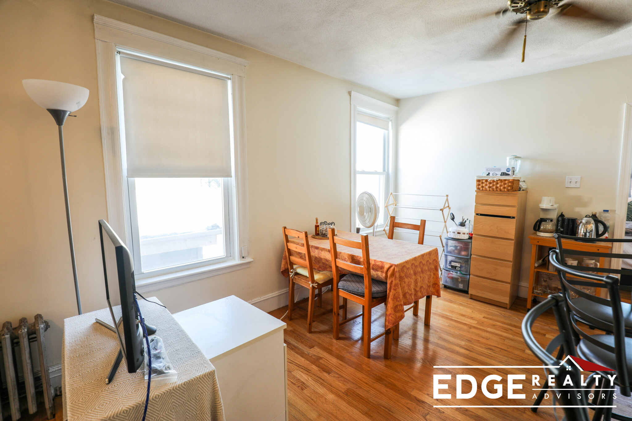 4 Rockledge St, Roxbury