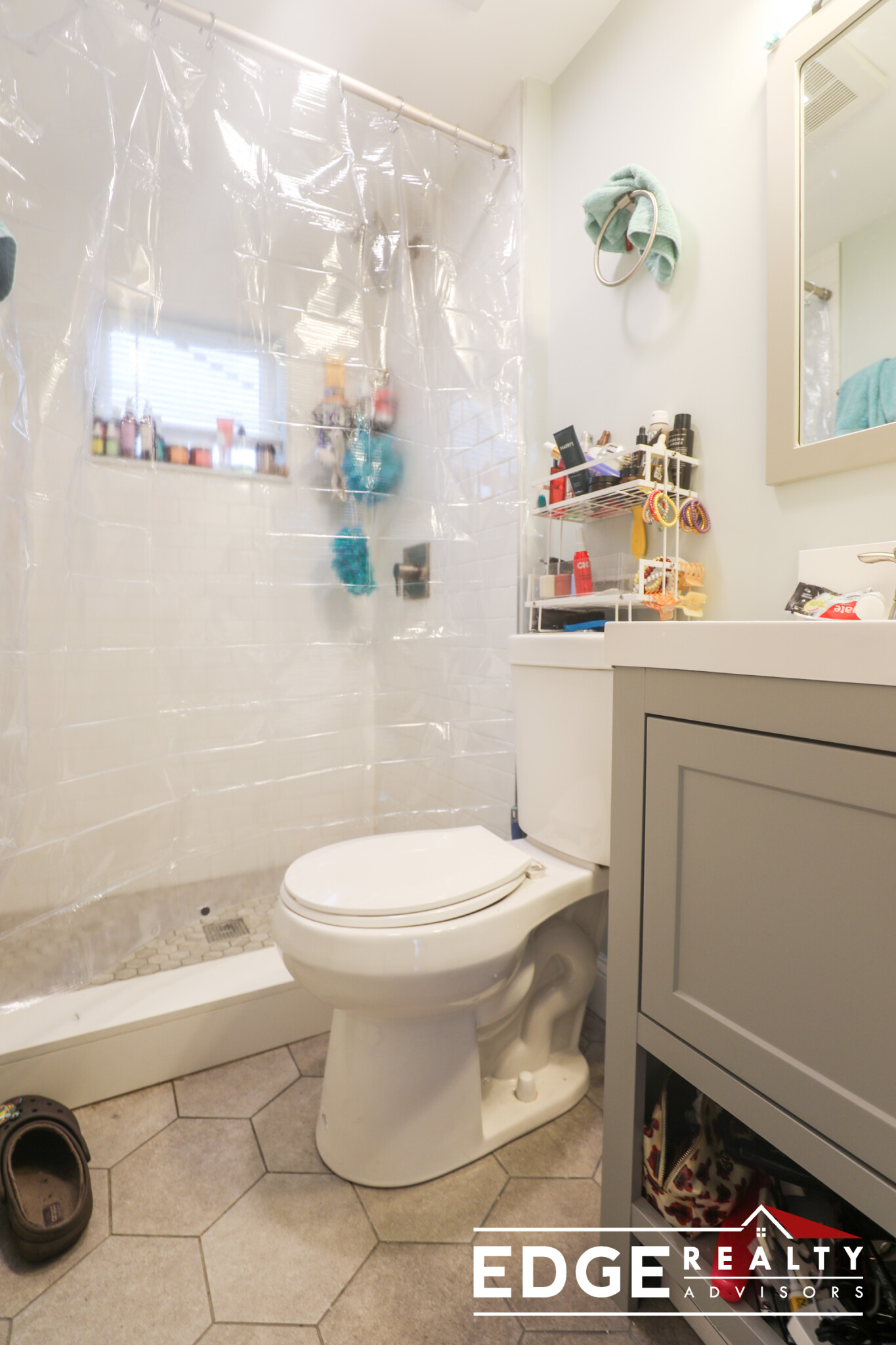 12 Cottage St, East Boston