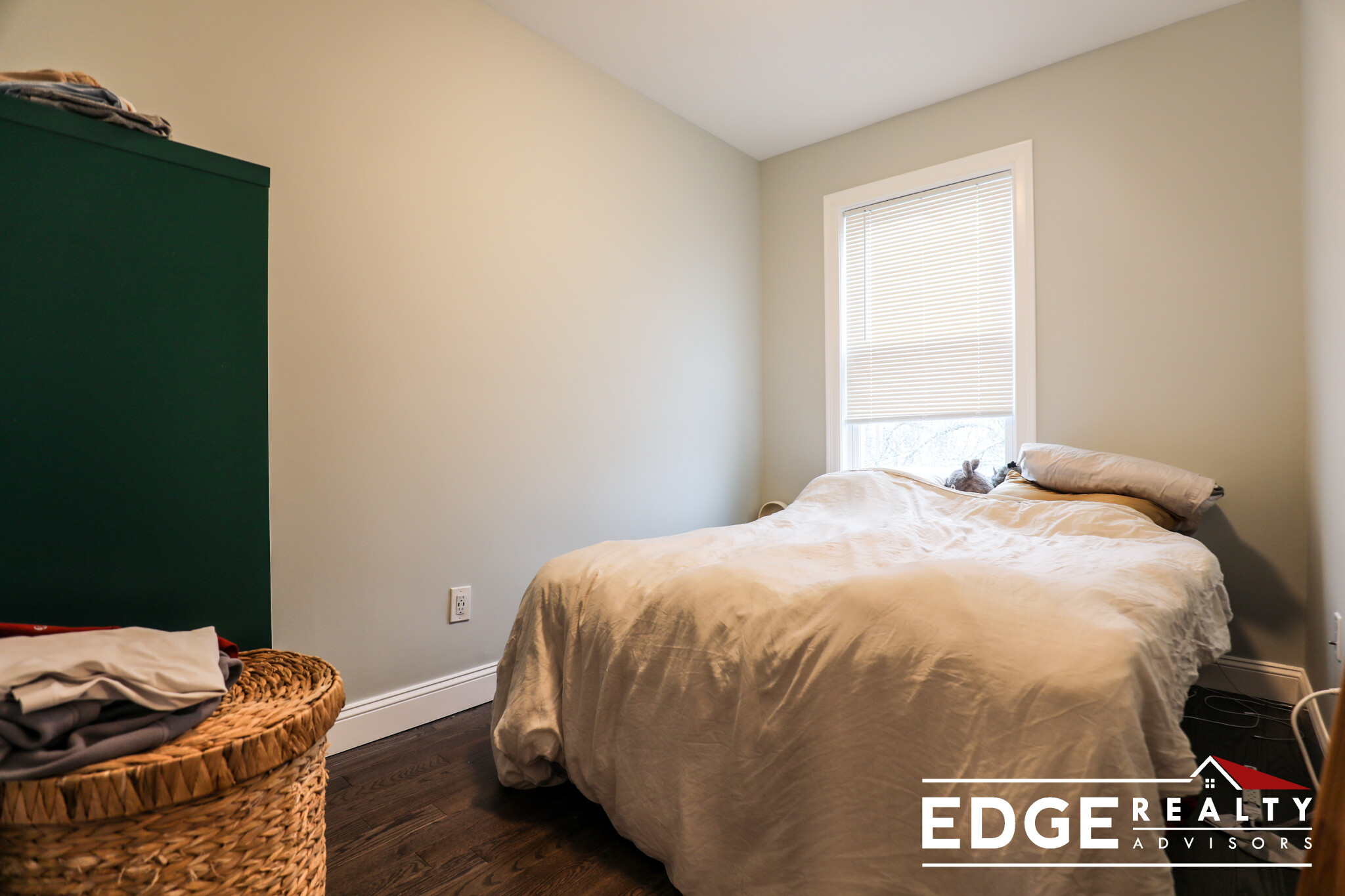 12 Cottage St, East Boston