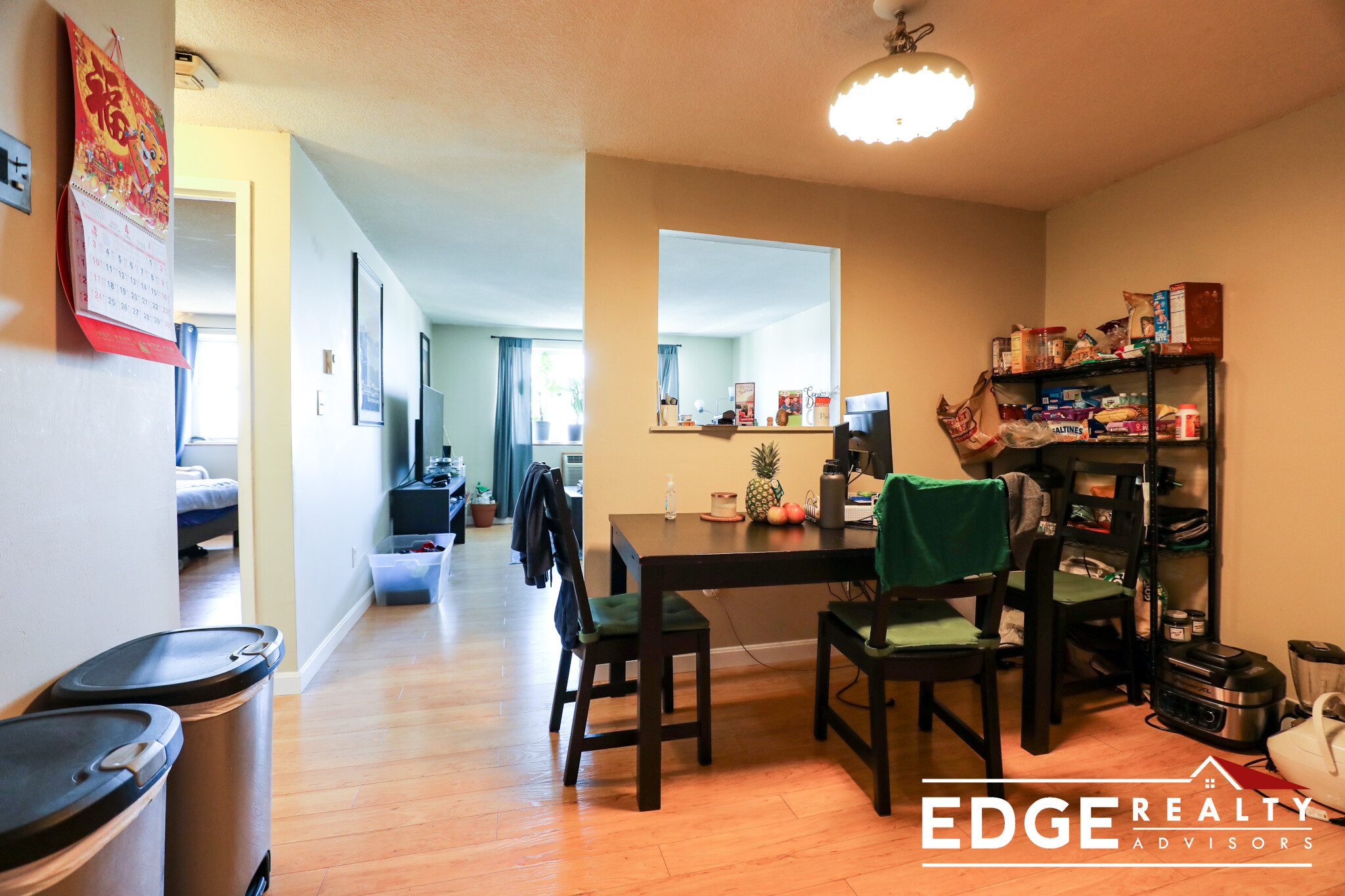 98 Beacon St, Ball Square